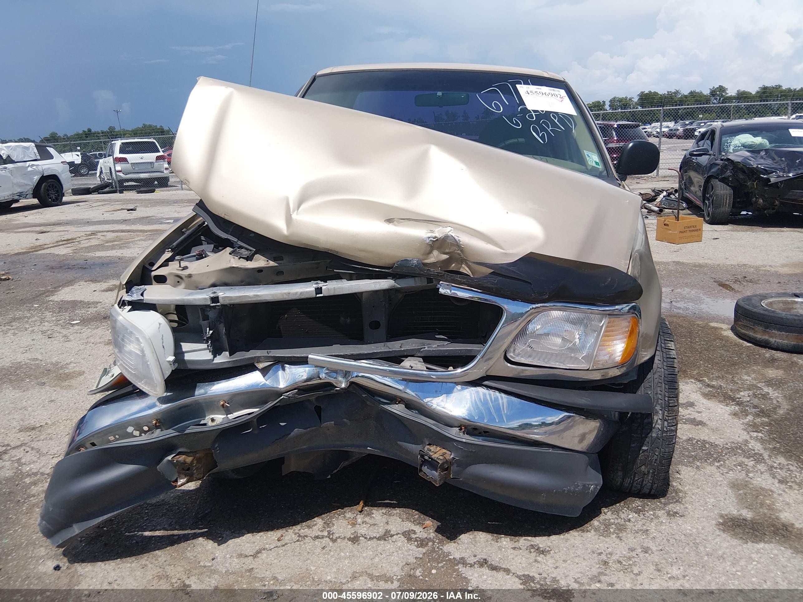 2000 Ford F-150 Work Series/xl/xlt Gold vin: 1FTZX1725YNA78837