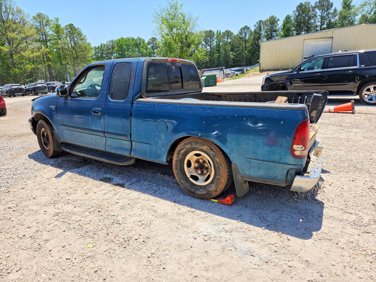 2000 Ford F150 Синий vin: 1FTZX1725YNB36381