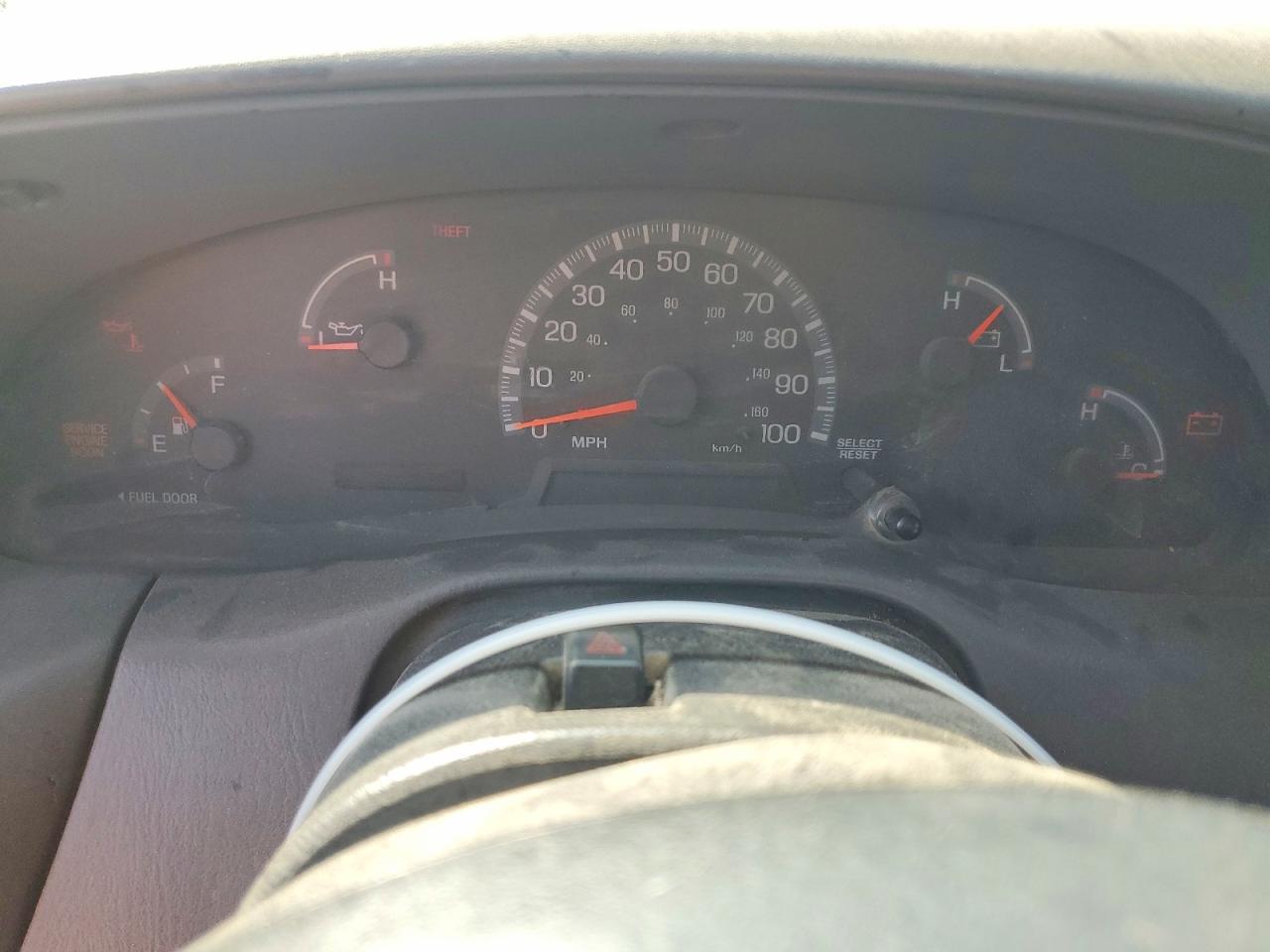 2001 Ford F150 Red vin: 1FTZX17261NB52529