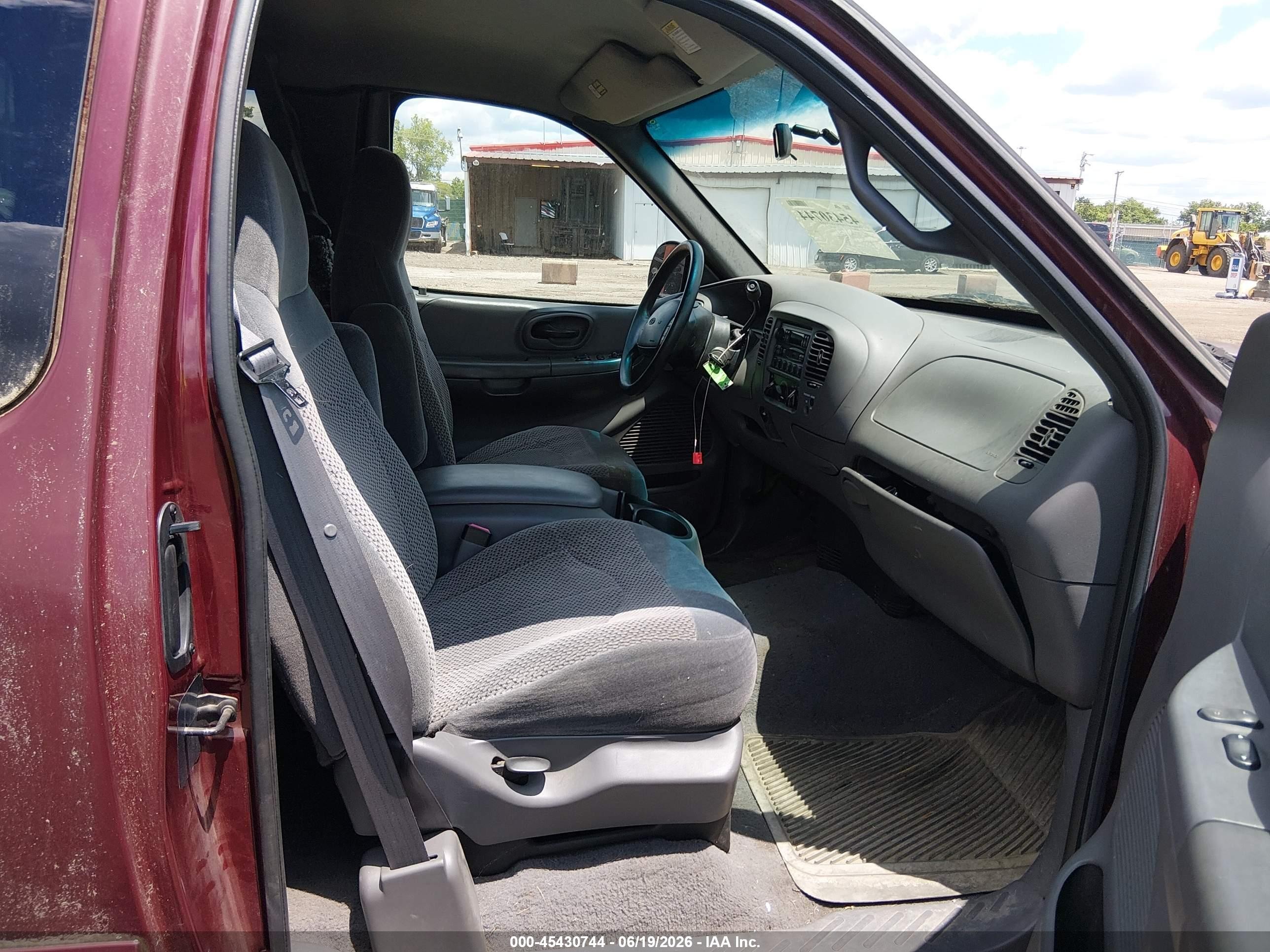 1999 Ford F-150 Work Series/xl/xlt Темно-бордовый vin: 1FTZX1726XNB47839