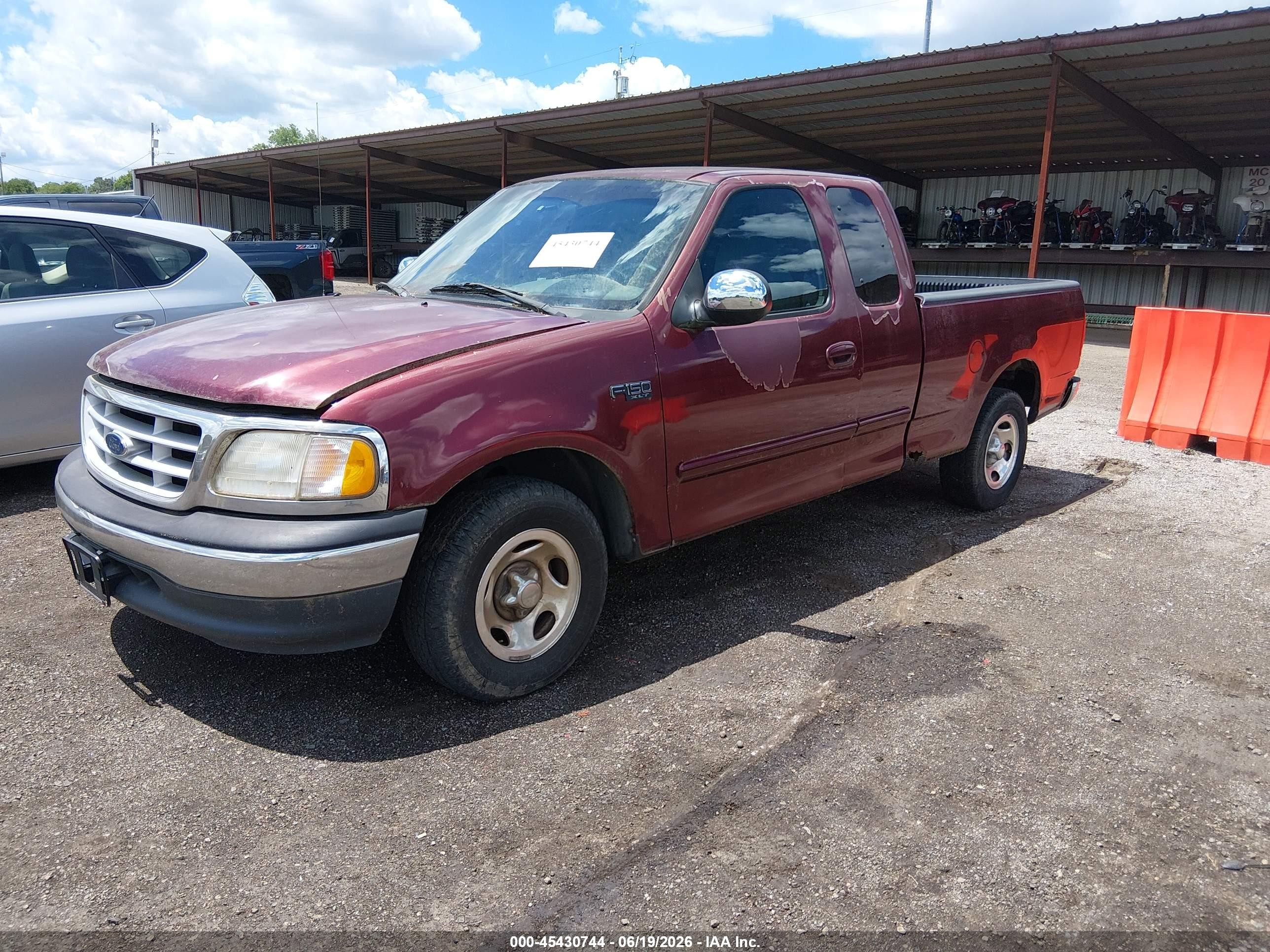 1999 Ford F-150 Work Series/xl/xlt Темно-бордовый vin: 1FTZX1726XNB47839