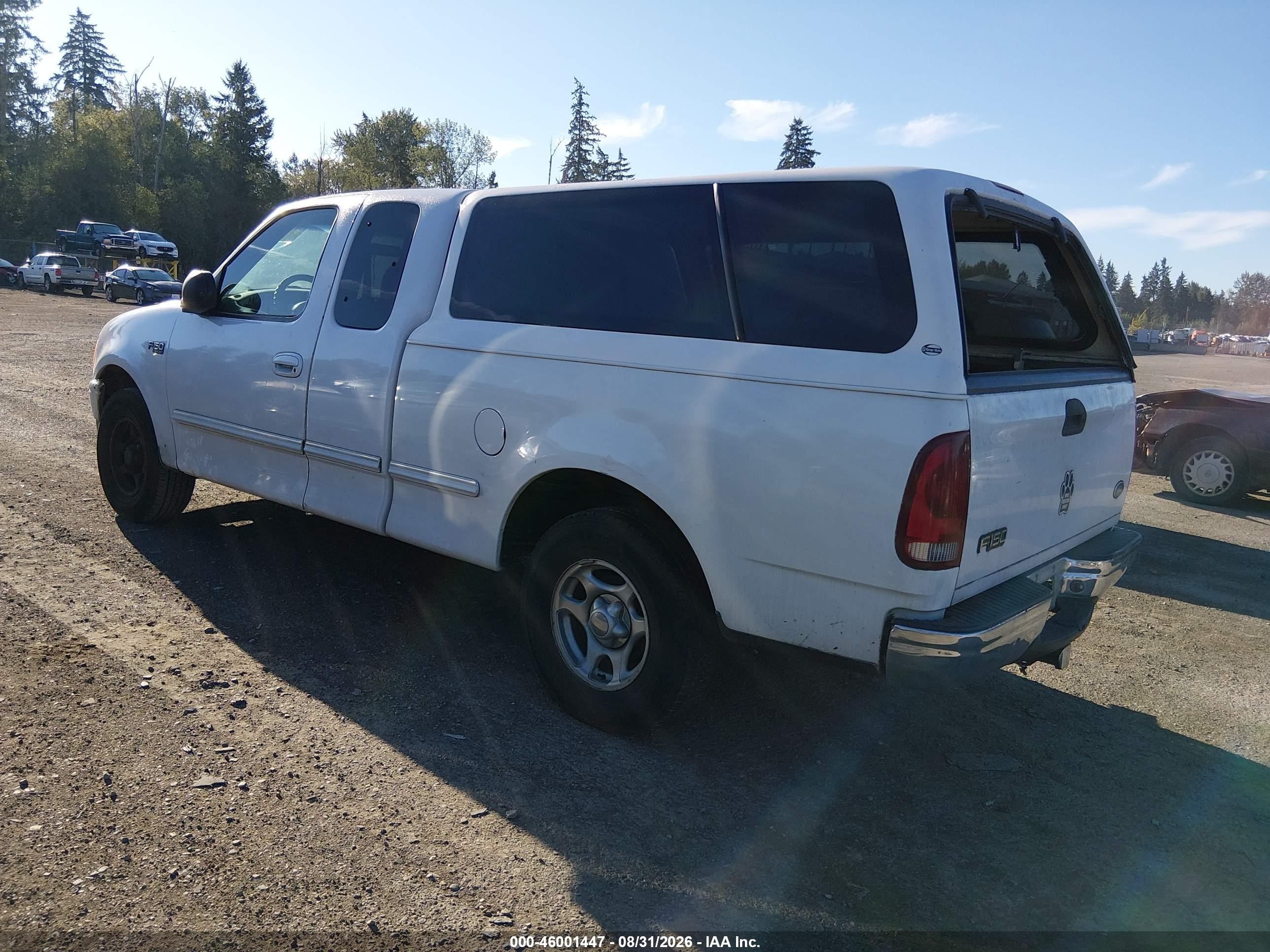 1998 Ford F-150 Standard/xl/xlt White vin: 1FTZX1727WKA32537