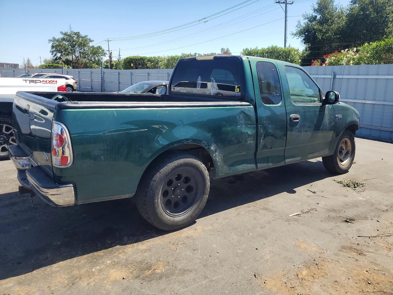 1999 Ford F150 Green vin: 1FTZX1727XNA12854