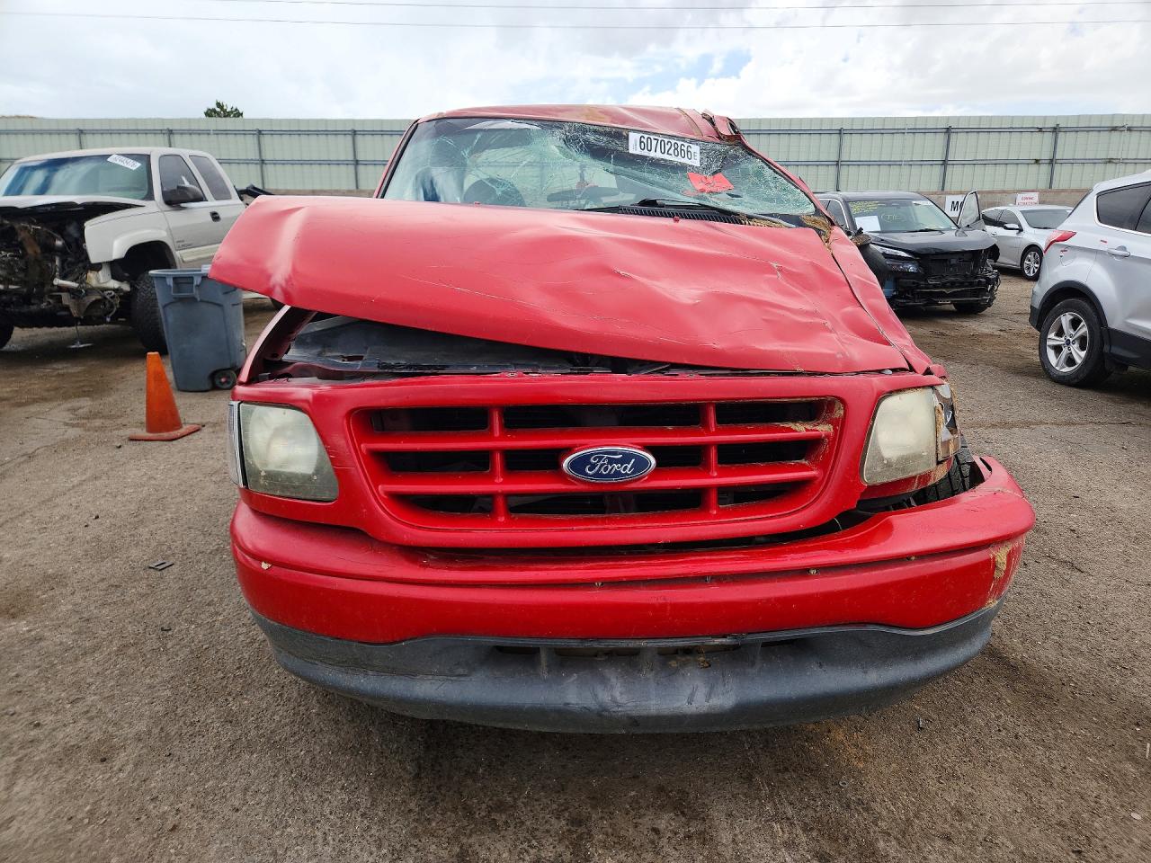 2001 Ford F150 Red vin: 1FTZX17281KE67169