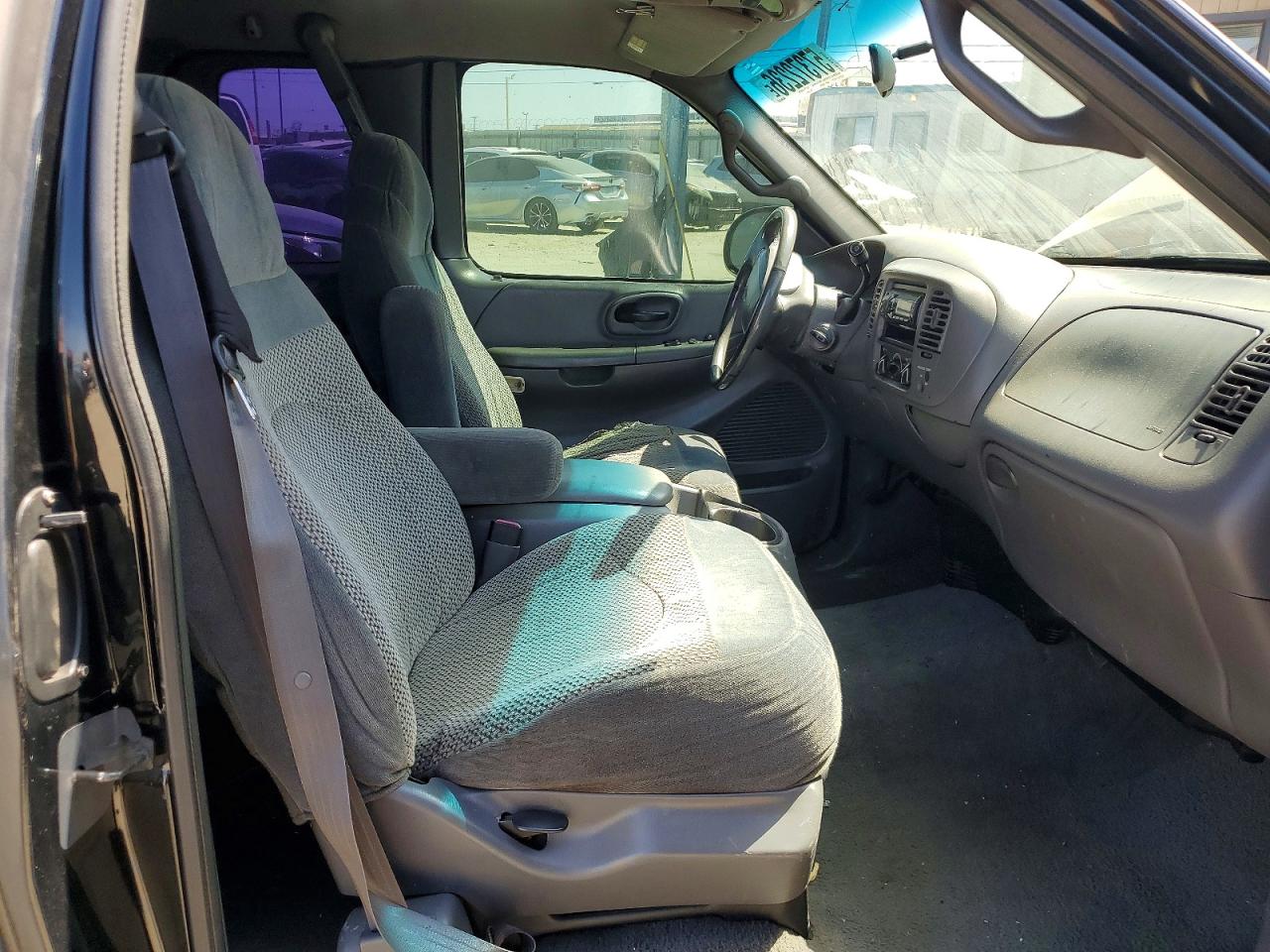 2001 Ford F150 Black vin: 1FTZX17281KF53050