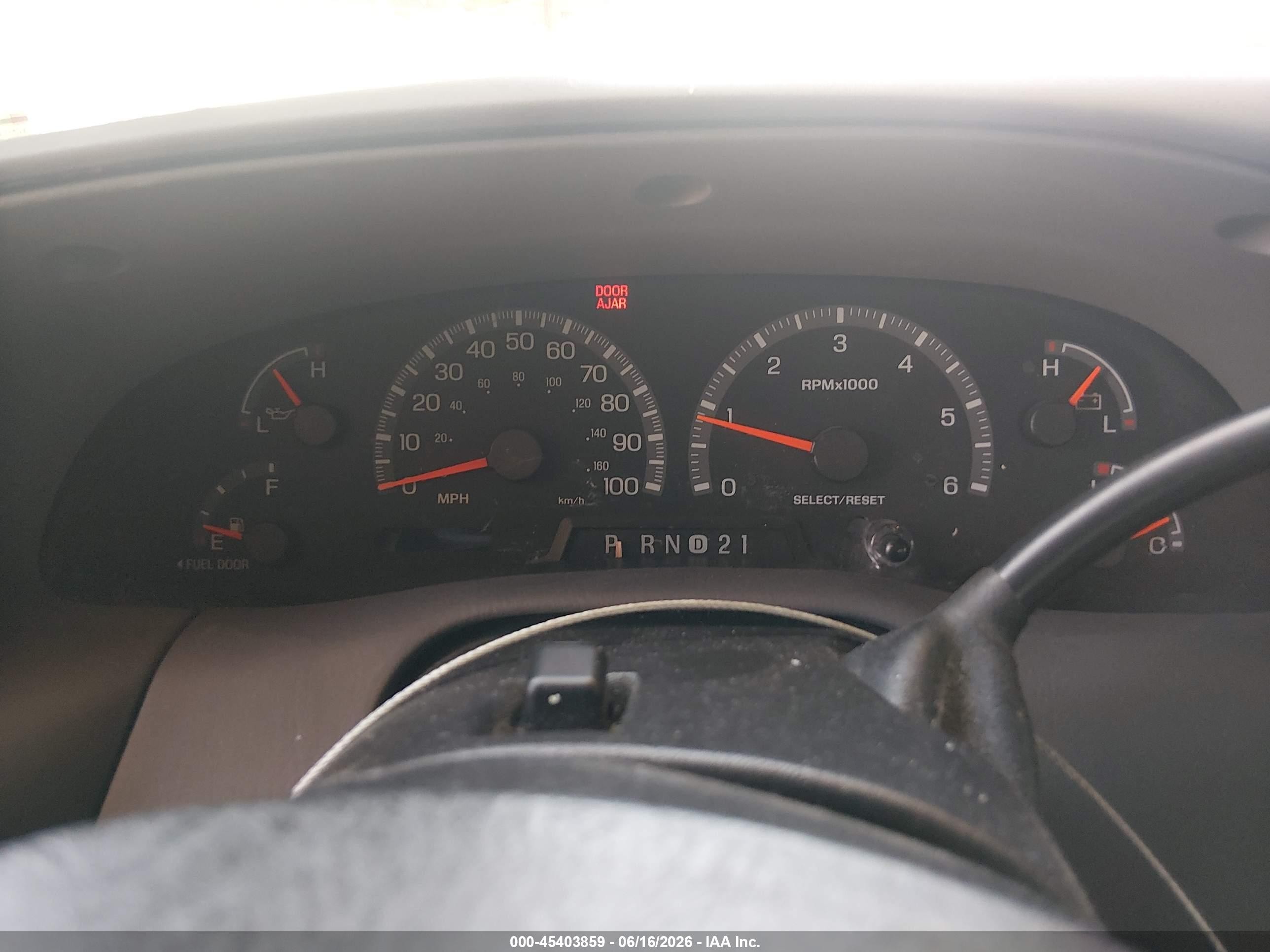 1999 Ford F-150 Work Series/xl/xlt Silver vin: 1FTZX1728XNB57594