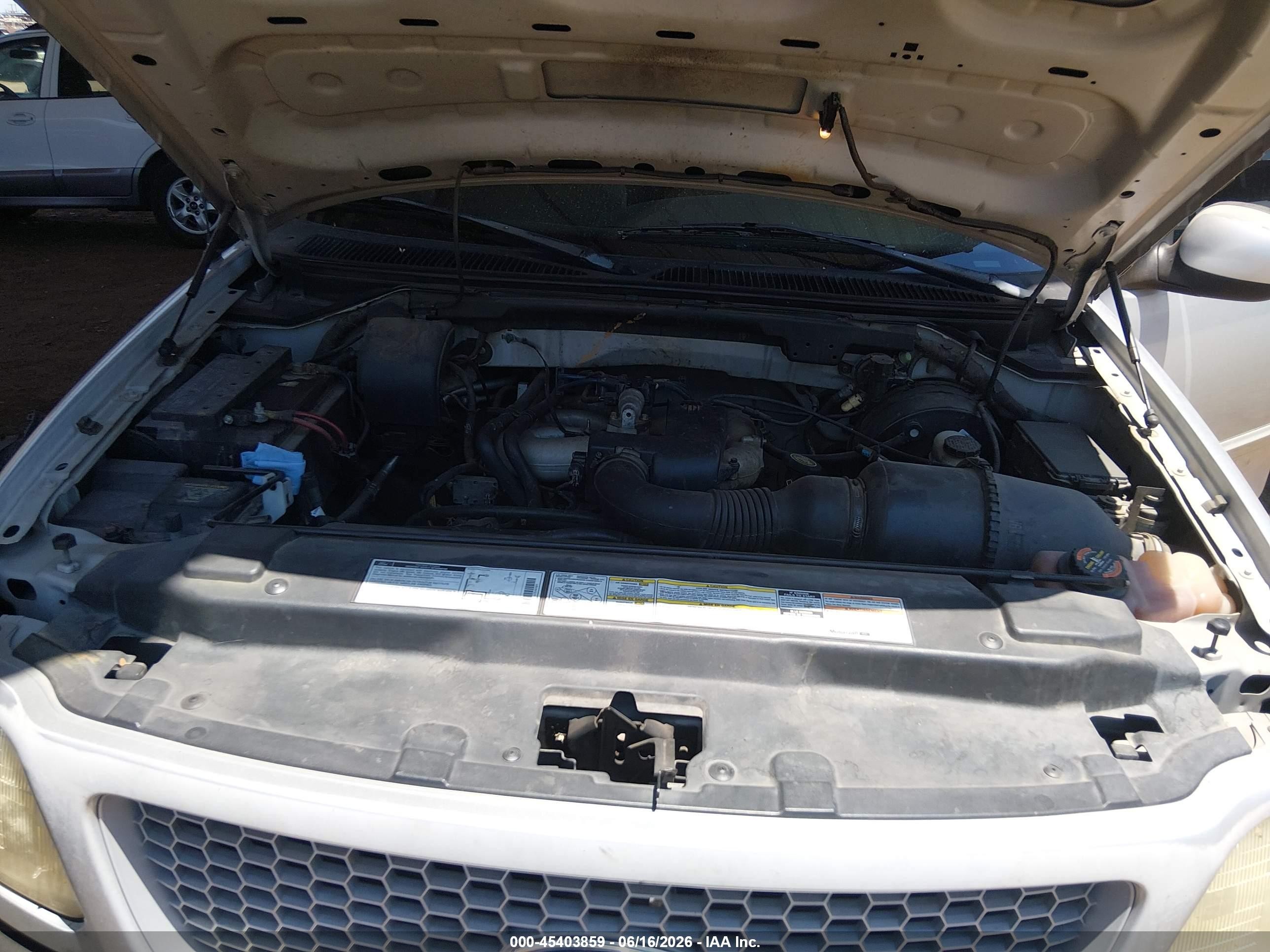 1999 Ford F-150 Work Series/xl/xlt Silver vin: 1FTZX1728XNB57594