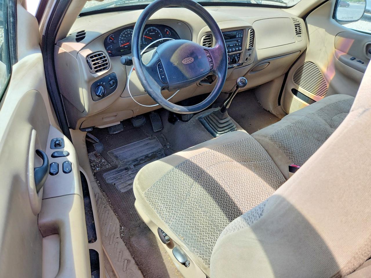 2000 Ford F150 Gold vin: 1FTZX1728YKB12450