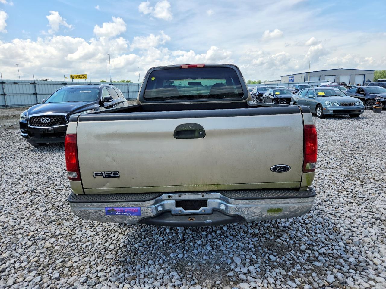 2000 Ford F150 Gold vin: 1FTZX1728YKB12450