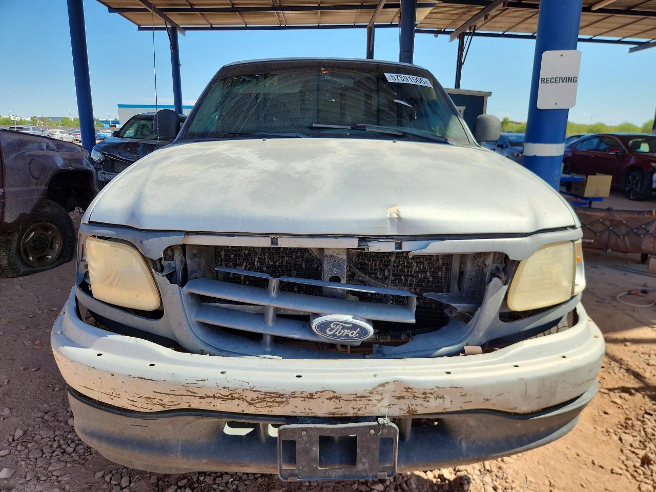 2000 Ford F150 Silver vin: 1FTZX1728YNA66472