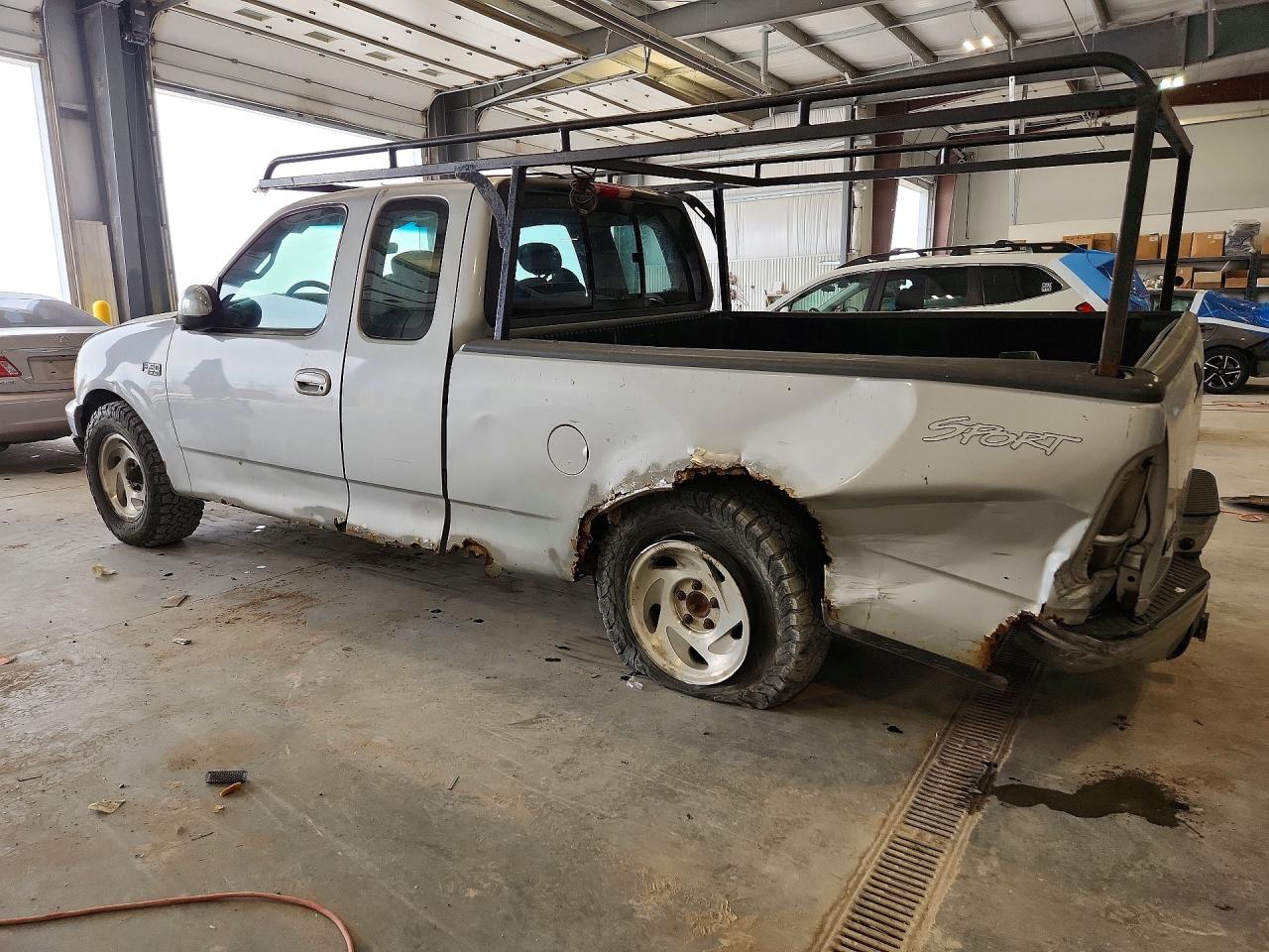 2001 Ford F150 Серый vin: 1FTZX17291NB91082