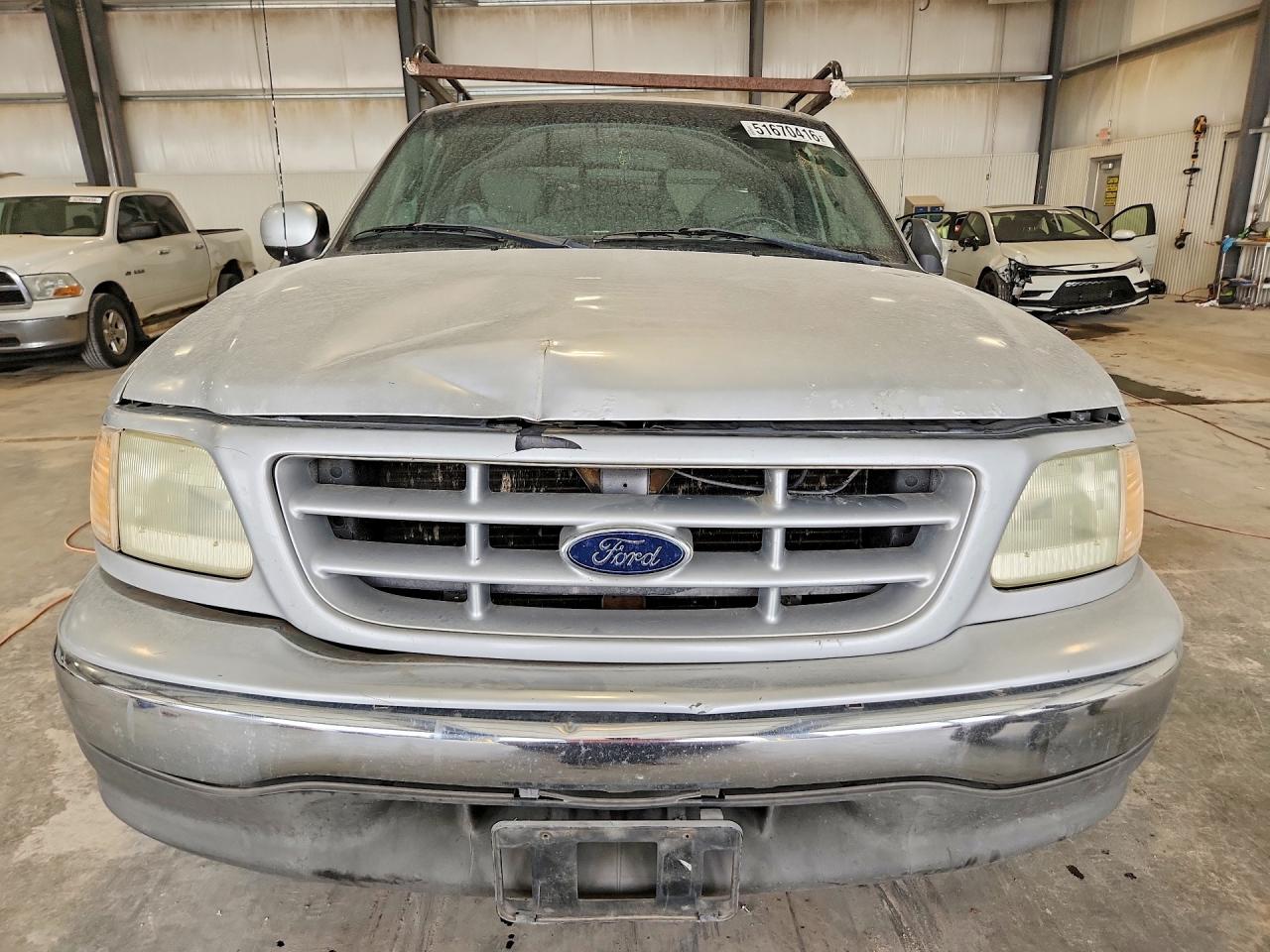 2001 Ford F150 Серый vin: 1FTZX17291NB91082