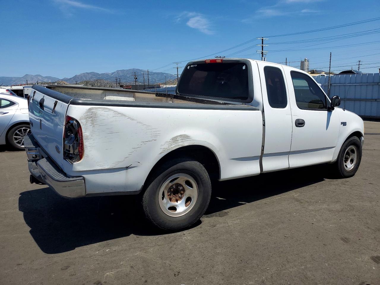 2001 Ford F-150 White vin: 1FTZX172X1NB53084