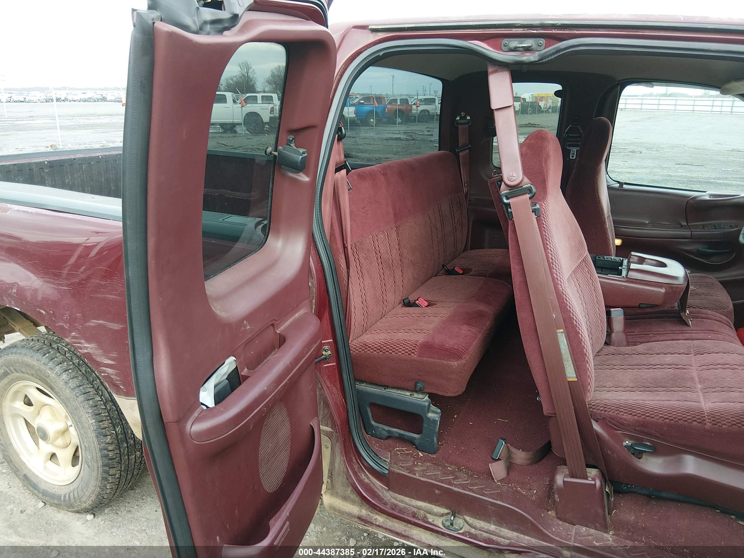 1998 Ford F-150 Lariat/standard/xl/xlt Red vin: 1FTZX1761WKB72778