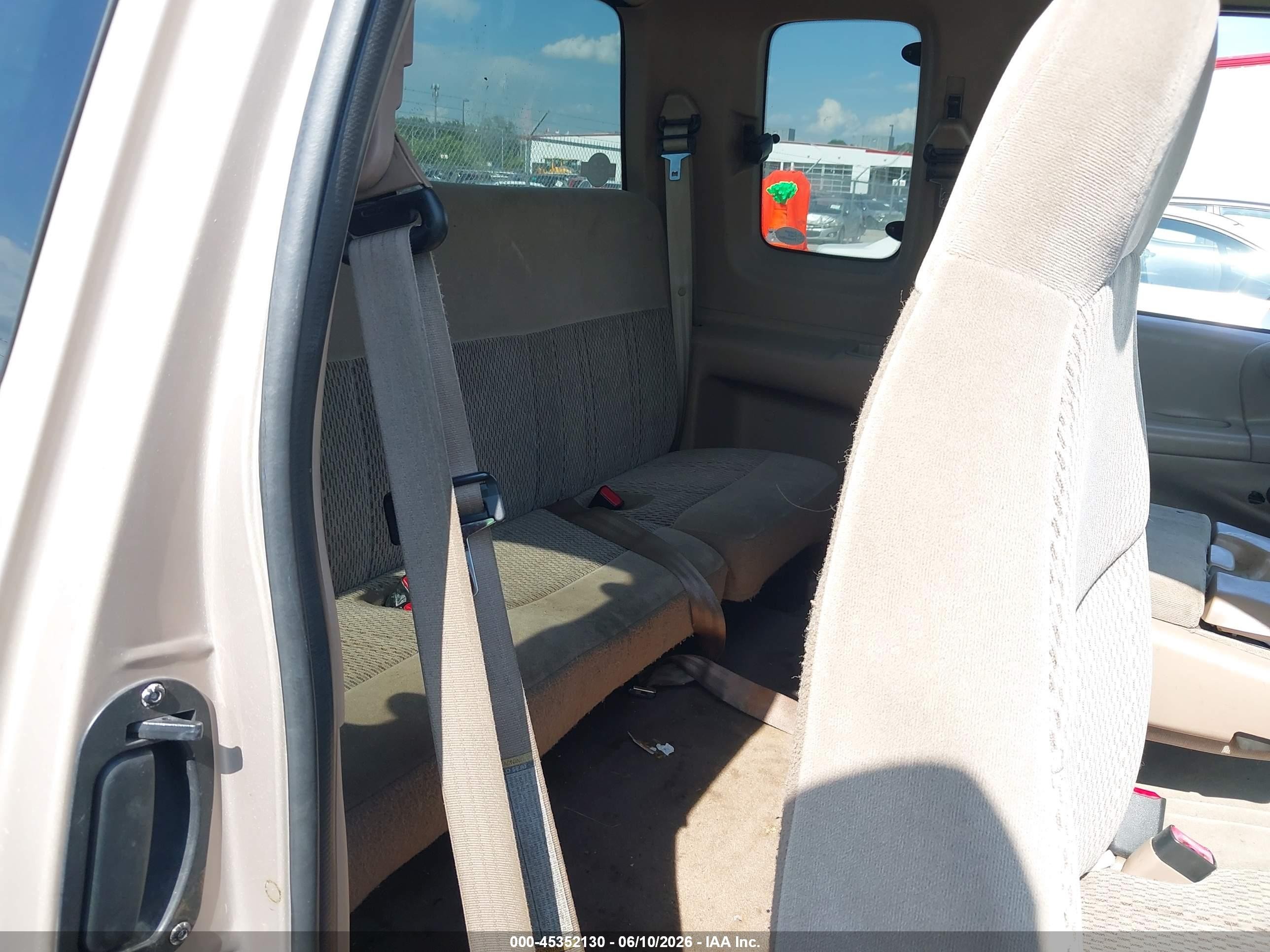 1998 Ford F-150 Lariat/standard/xl/xlt Beige vin: 1FTZX1761WNB86727