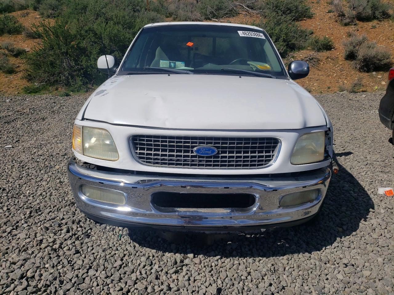 1998 Ford F150 White vin: 1FTZX1762WKB88794