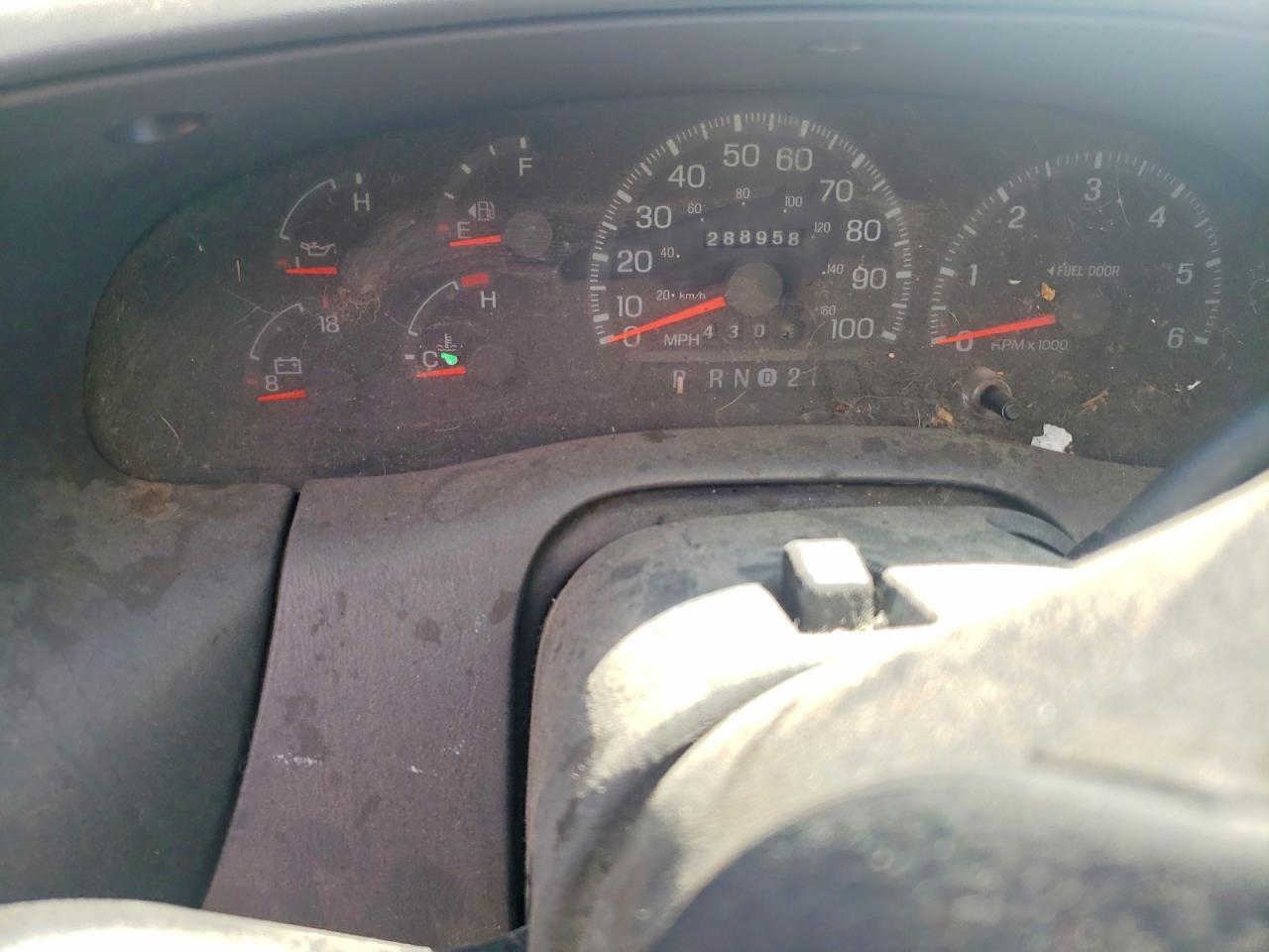 1998 Ford F150 White vin: 1FTZX1762WKB88794