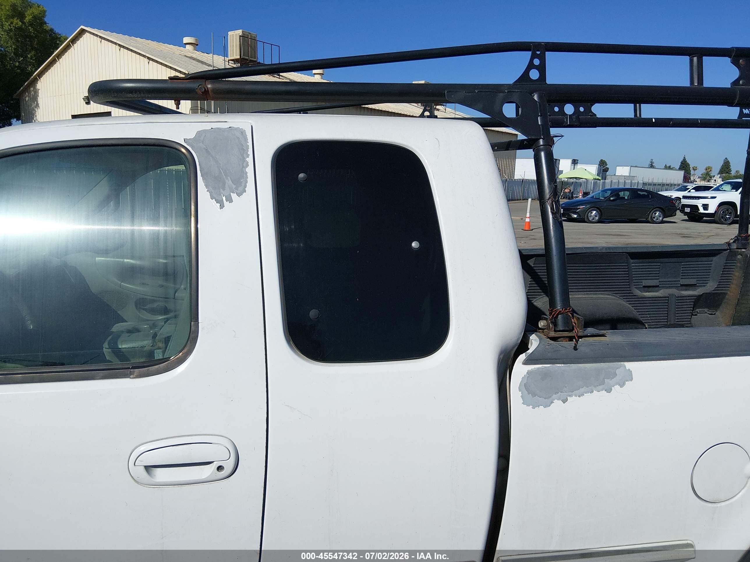 1998 Ford F-150 Lariat/standard/xl/xlt White vin: 1FTZX1763WKA32019