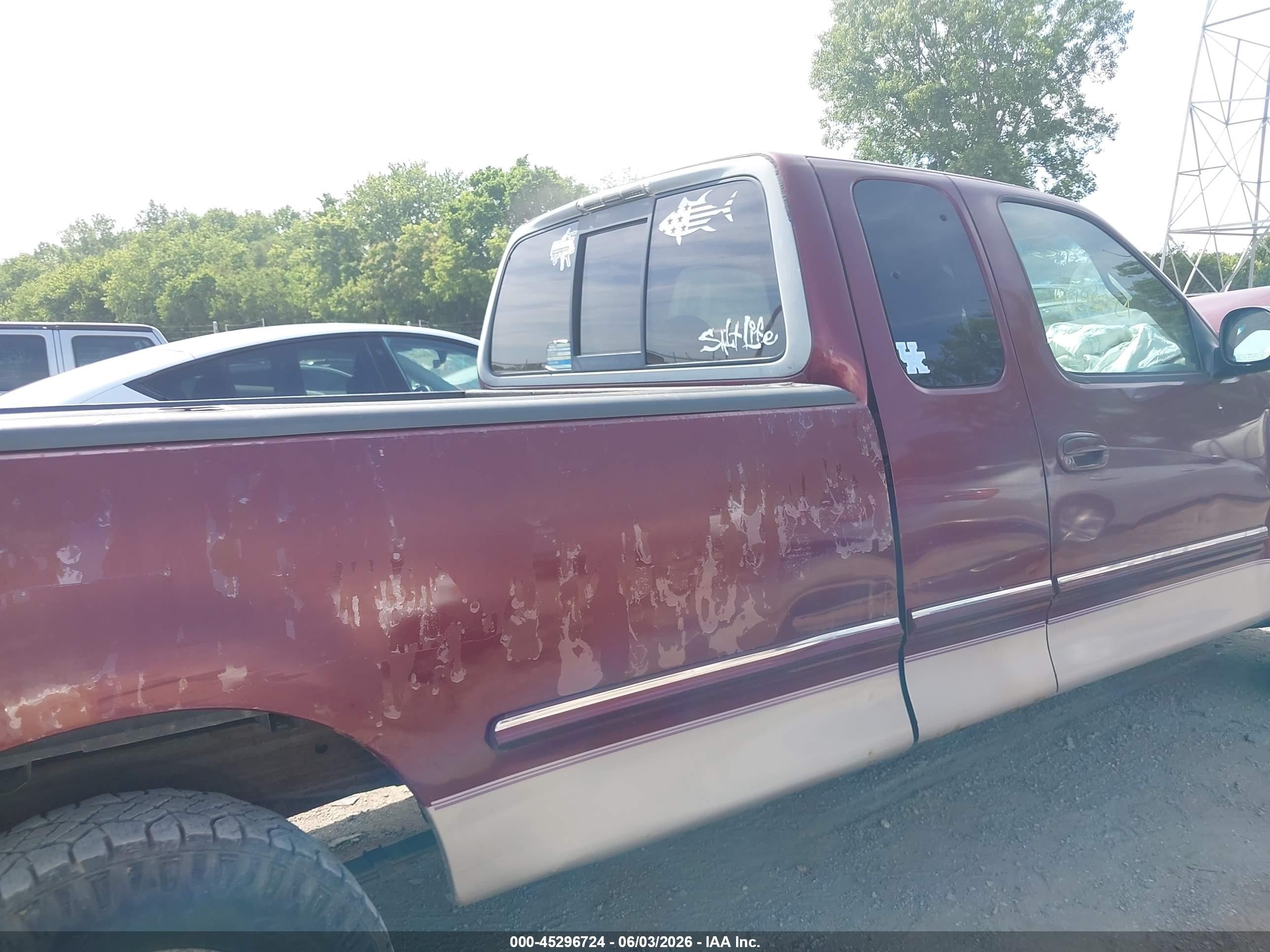 1998 Ford F-150 Lariat/standard/xl/xlt Burgundy vin: 1FTZX1764WKA53638
