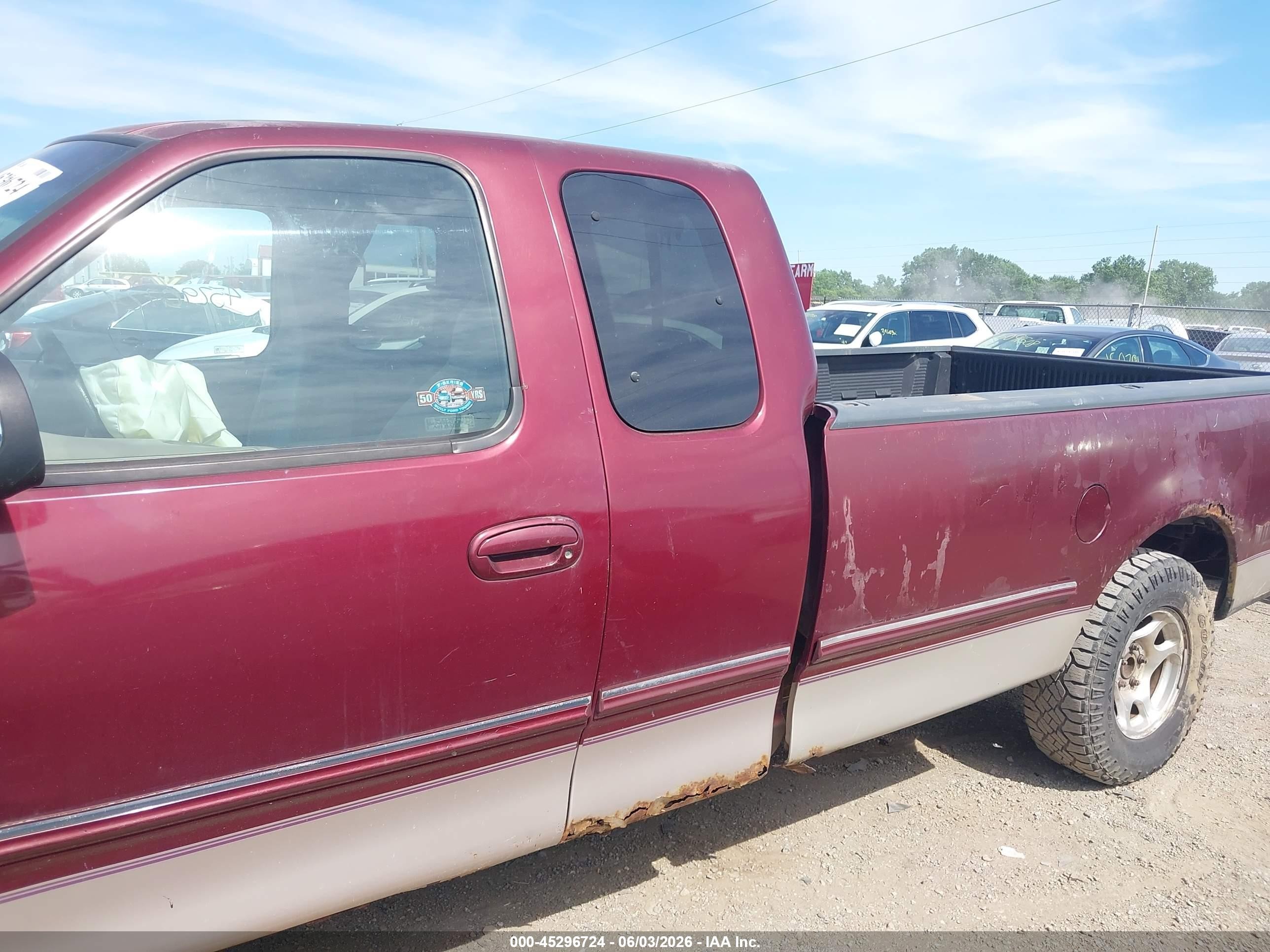 1998 Ford F-150 Lariat/standard/xl/xlt Burgundy vin: 1FTZX1764WKA53638