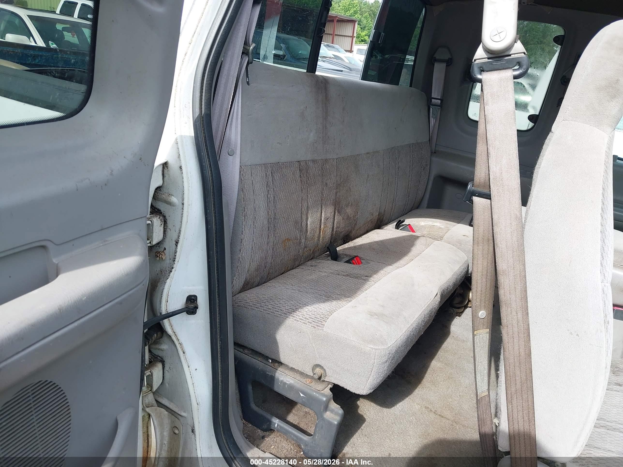 1998 Ford F-150 Lariat/standard/xl/xlt White vin: 1FTZX1764WNB10175