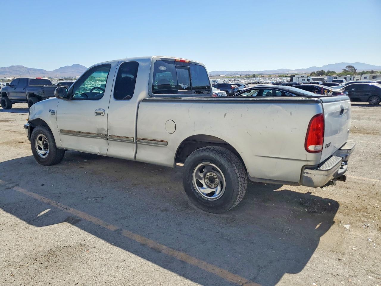 1998 Ford F150 Silver vin: 1FTZX1766WKC06343