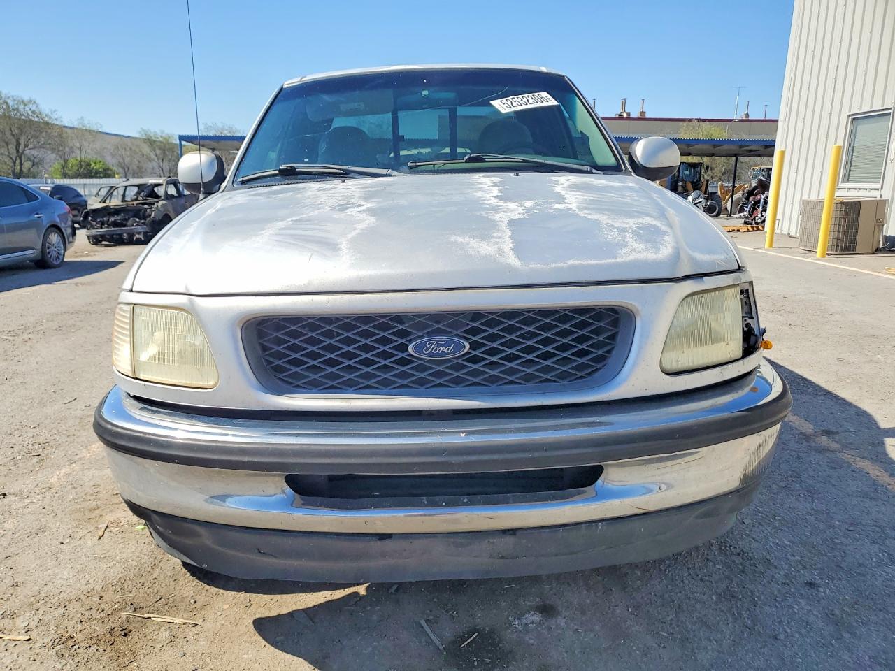 1998 Ford F150 Silver vin: 1FTZX1766WKC06343