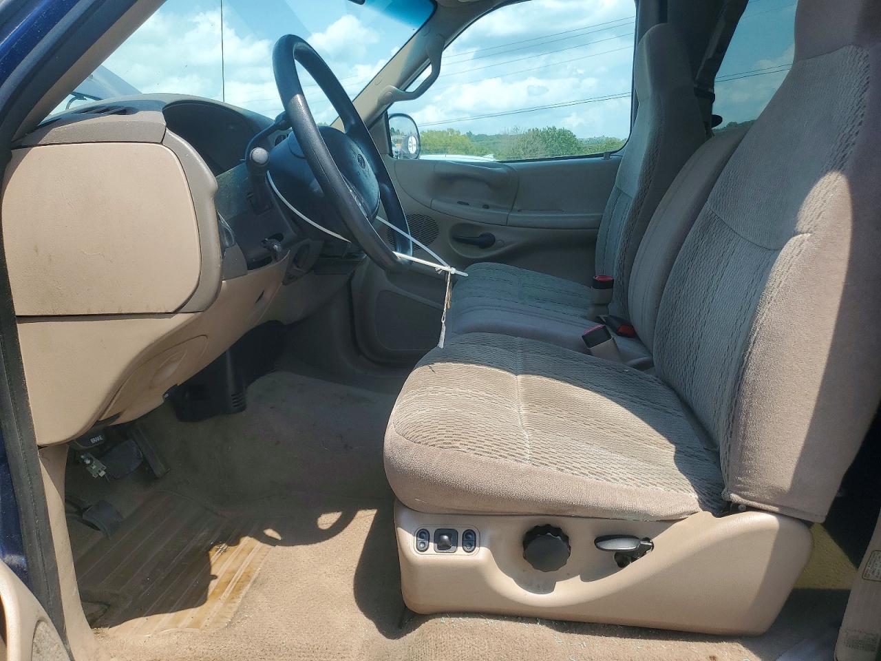 1998 Ford F150 Blue vin: 1FTZX176XWNA98923