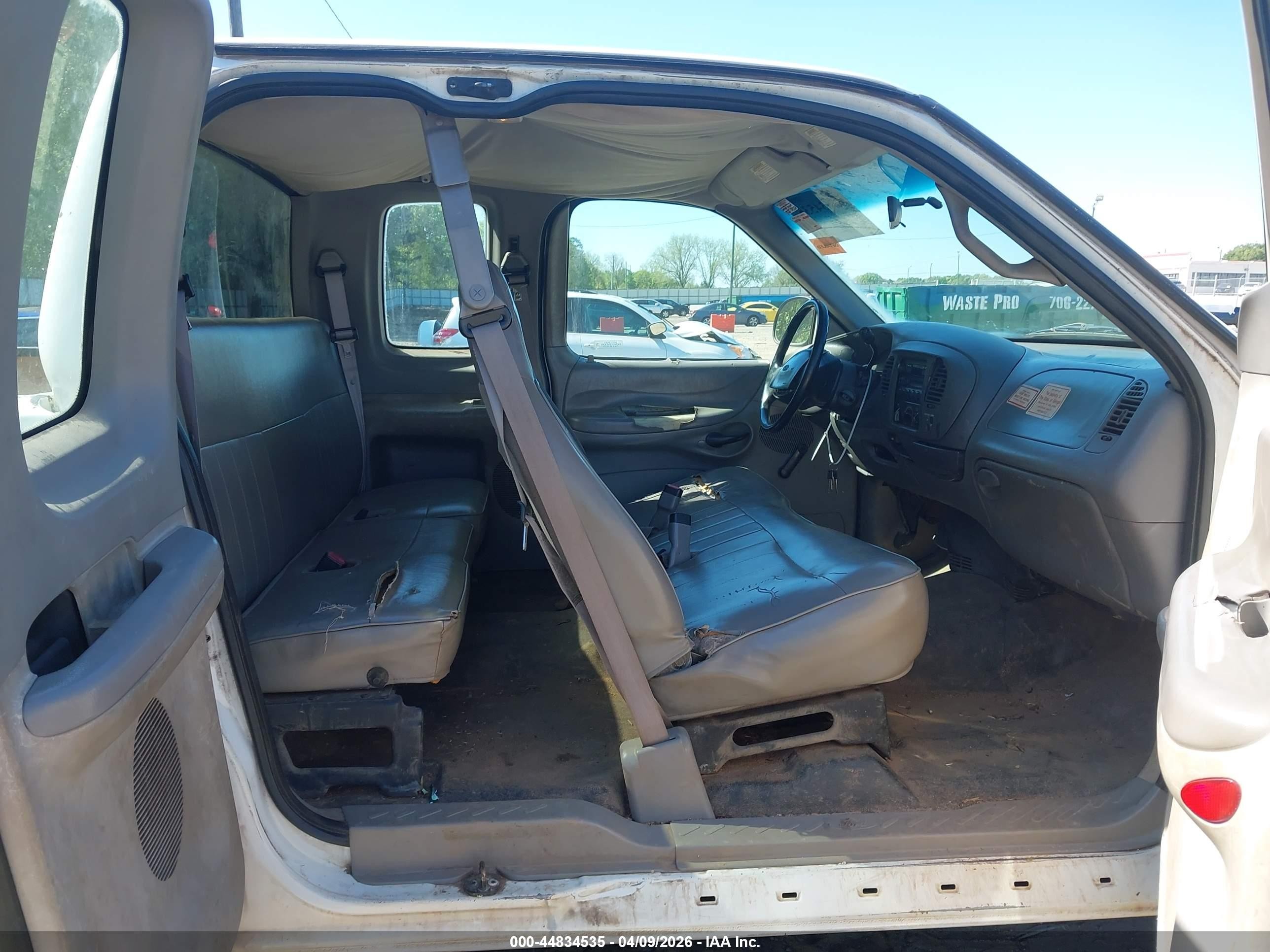 1998 Ford F-150 Lariat/standard/xl/xlt White vin: 1FTZX17W6WNB61712