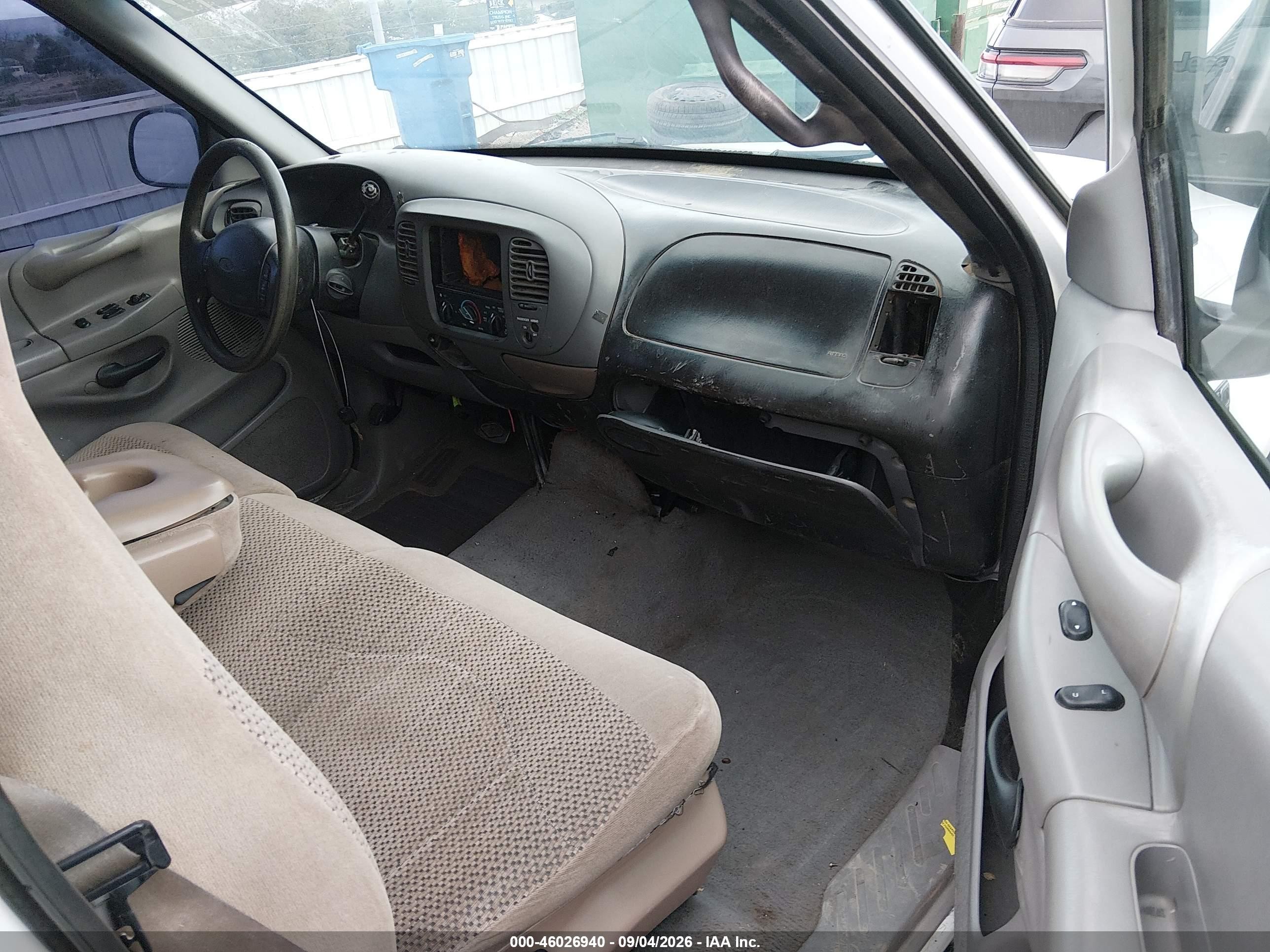 1998 Ford F-150 Lariat/standard/xl/xlt White vin: 1FTZX17W6WNC41902