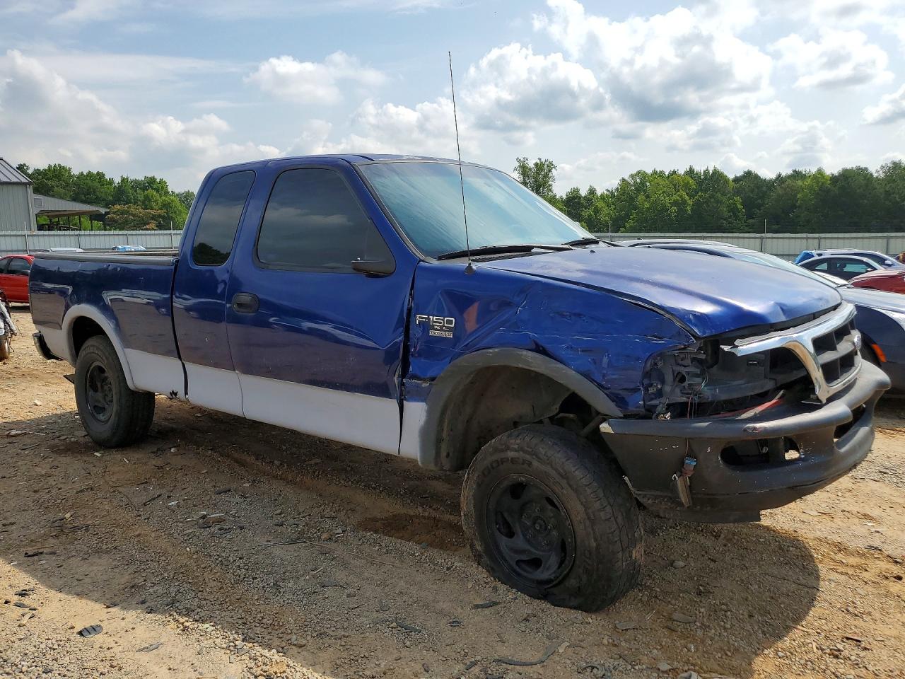 1998 Ford 150 Blue vin: 1FTZX186XWKB26011