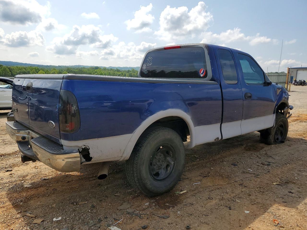 1998 Ford 150 Blue vin: 1FTZX186XWKB26011