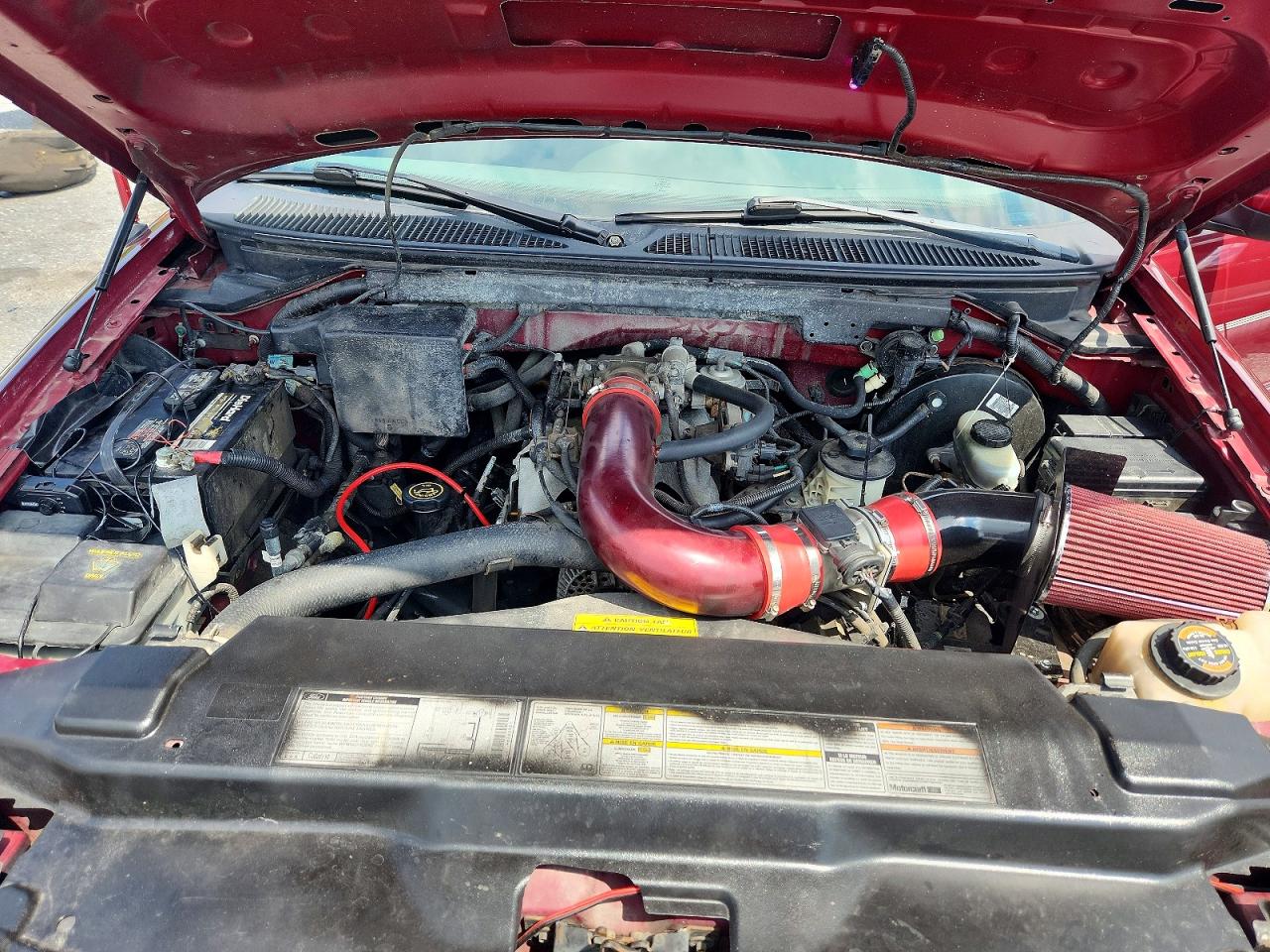 1998 Ford F150 Burgundy vin: 1FTZX18W5WNB50845