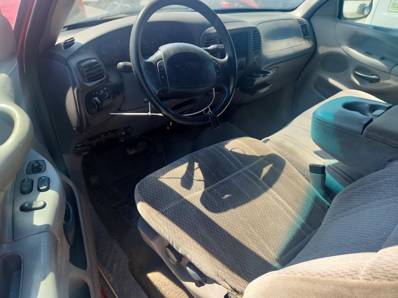 1998 Ford F150 Red vin: 1FTZX18W7WNC23598