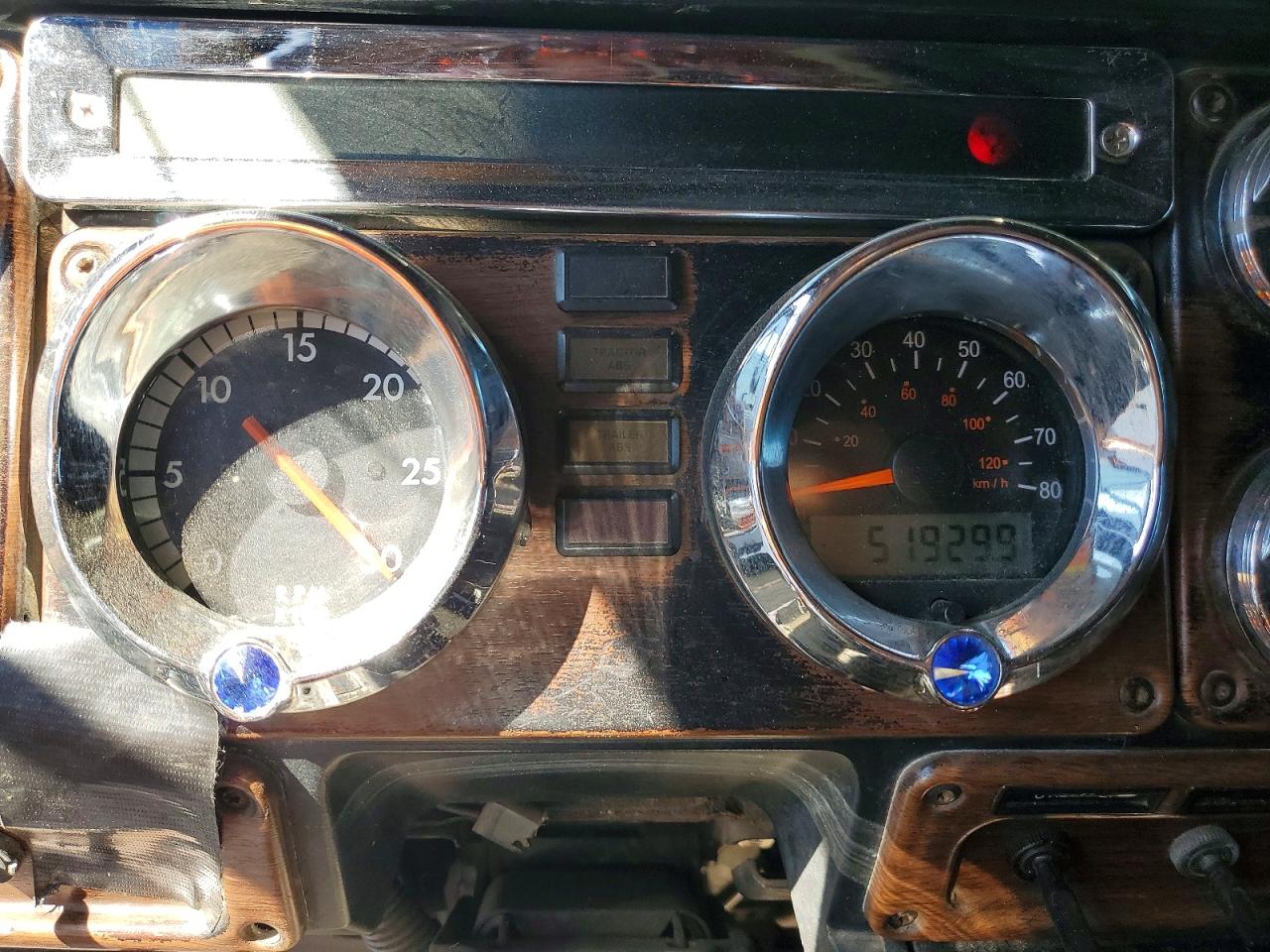 2006 Freightliner Conventional Fld132 Xl Classic Blue vin: 1FUJAPAV16DU26097
