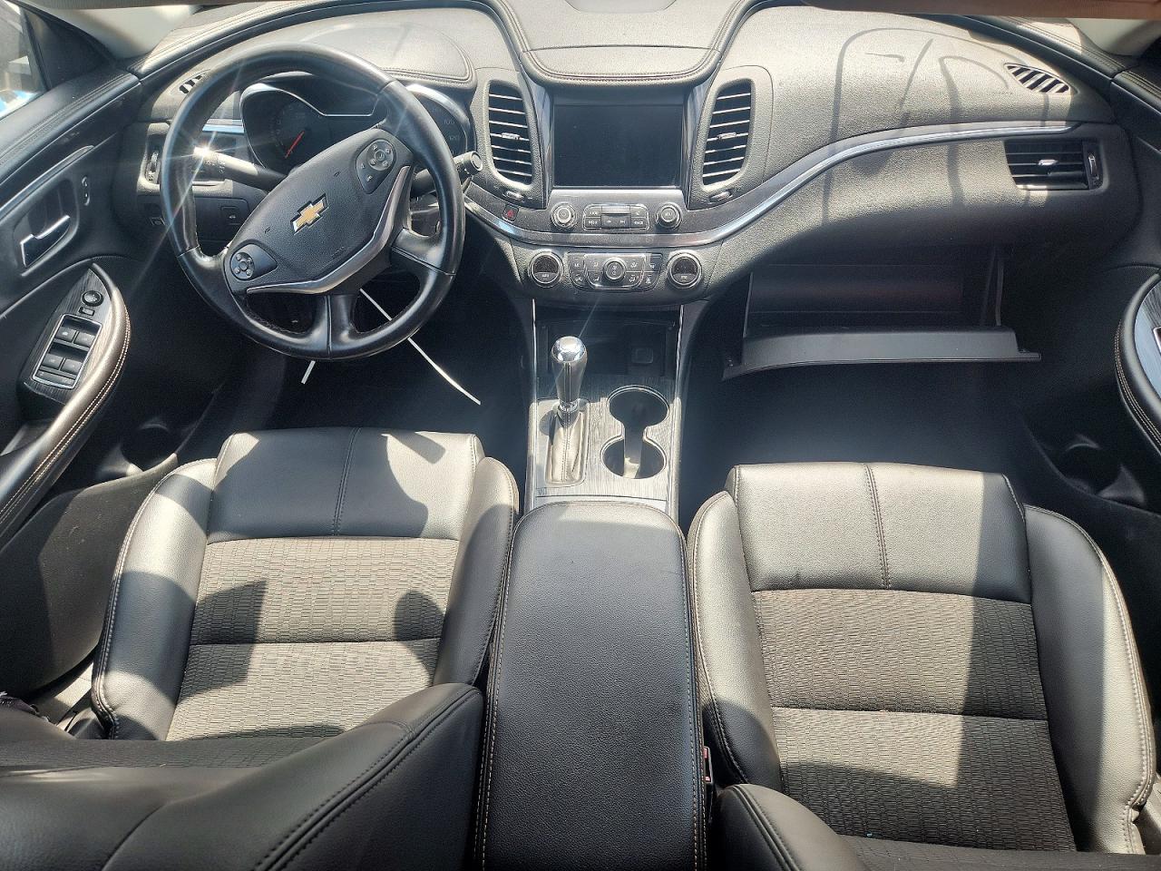2017 Chevrolet Impala Lt Черный vin: 1G1105S3XHU186099