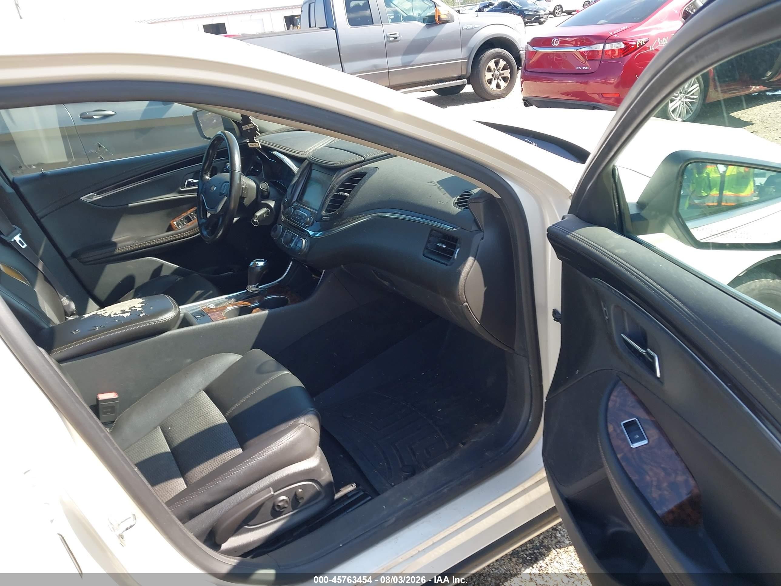 2014 Chevrolet Impala 1lt White vin: 1G1115SL1EU123109