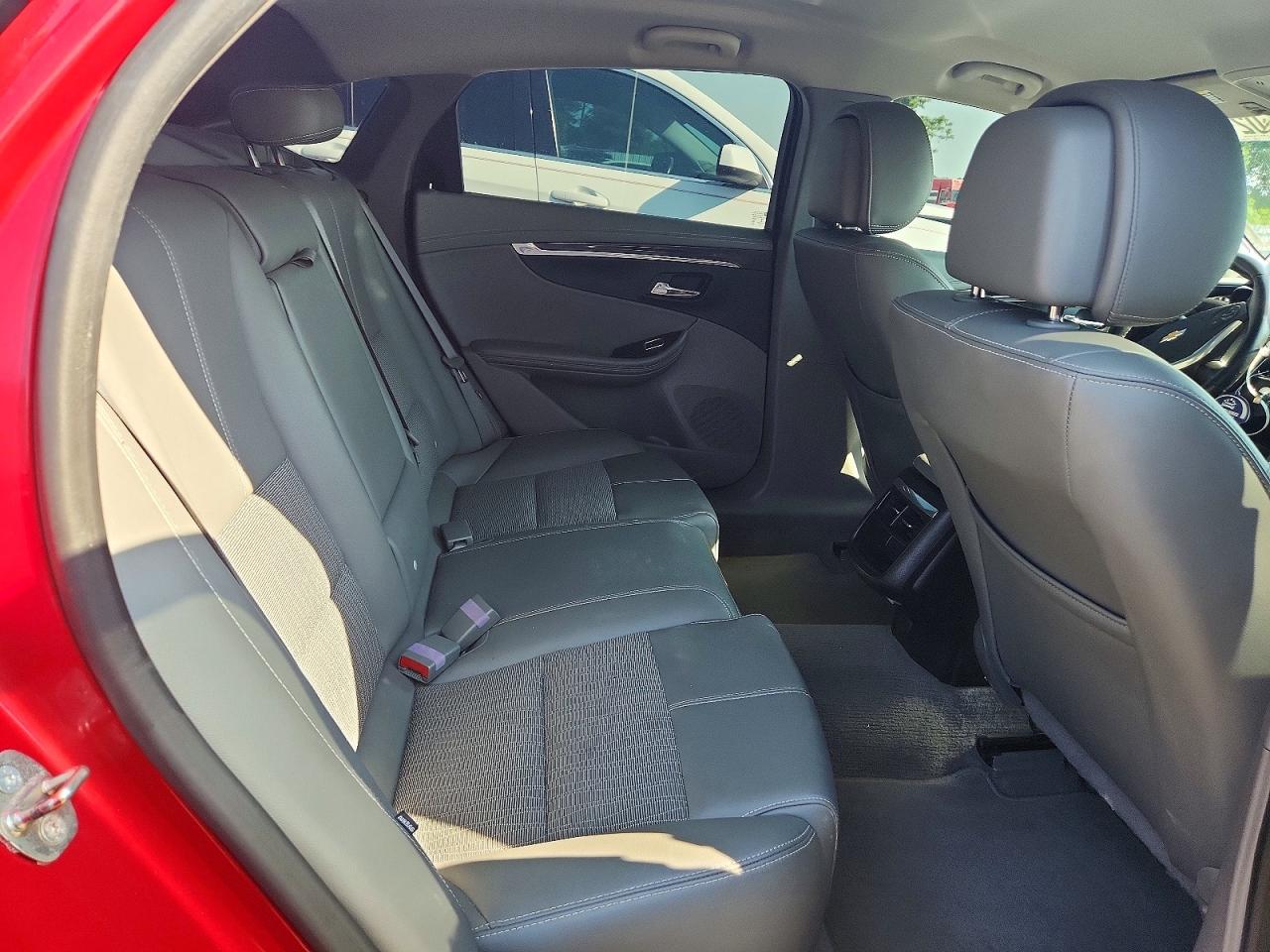 2014 Chevrolet Impala Lt Red vin: 1G1115SL2EU121403