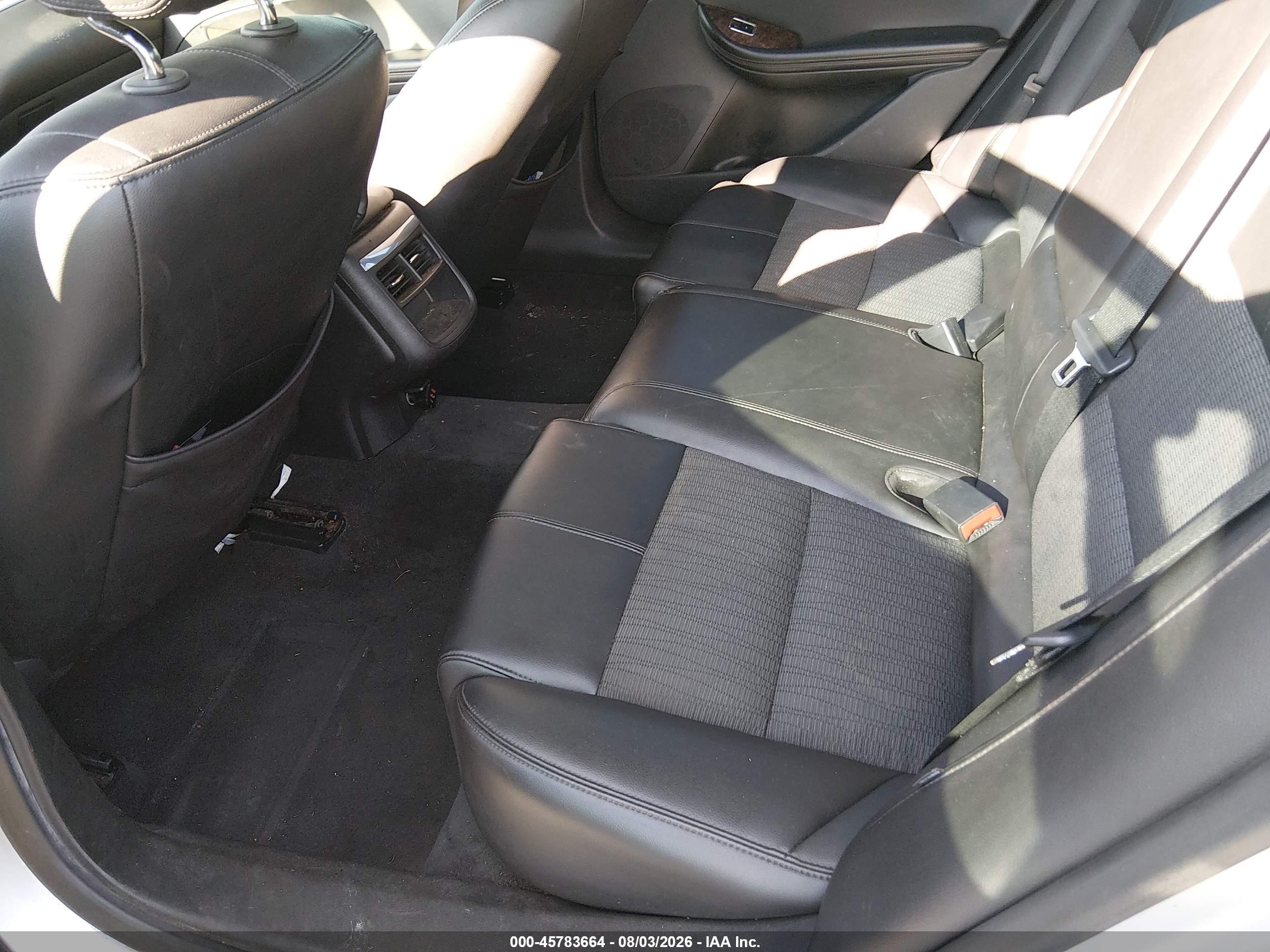 2015 Chevrolet Impala 1lt Silver vin: 1G1115SL2FU127249