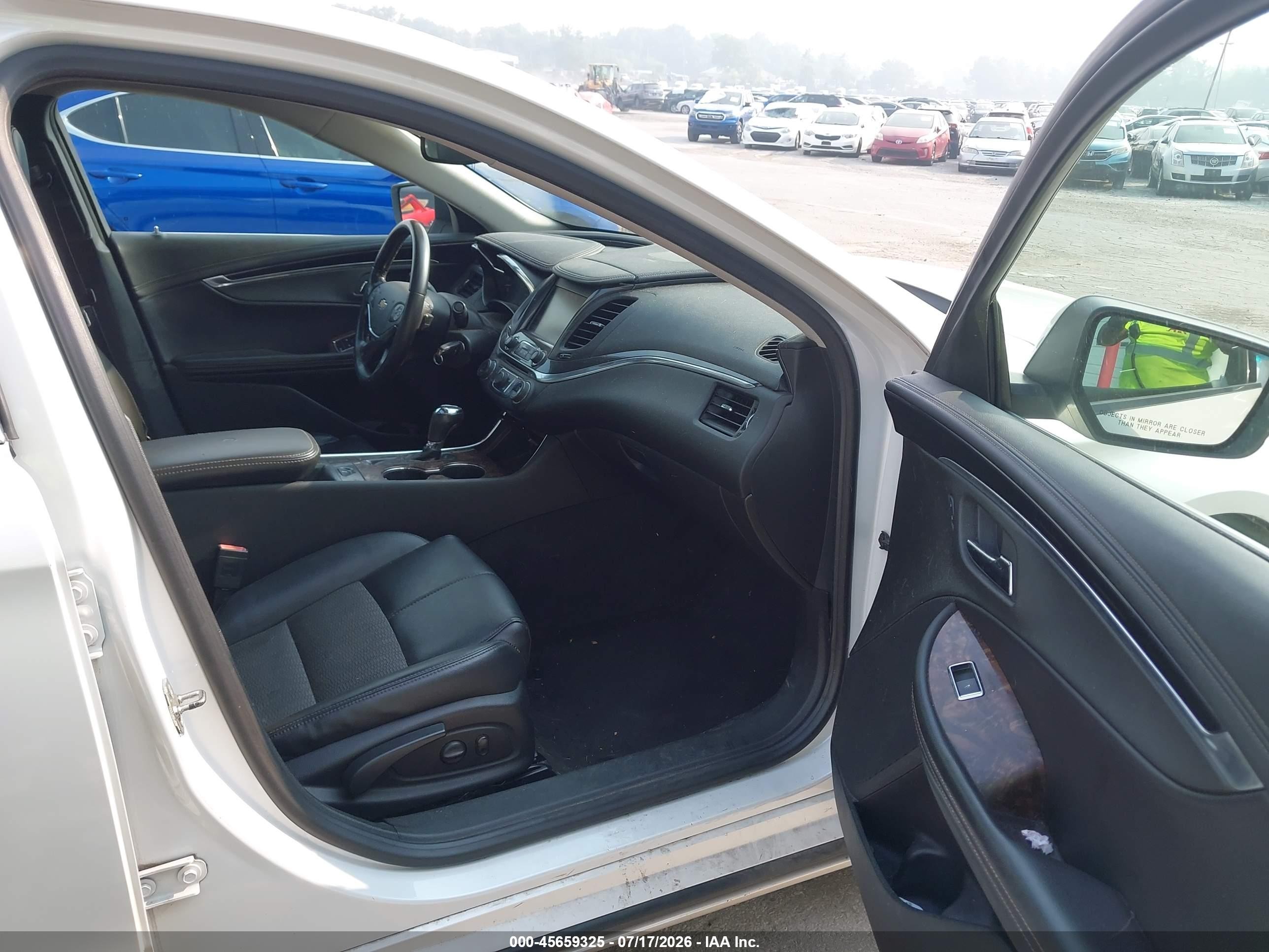2015 Chevrolet Impala 1lt White vin: 1G1115SL5FU137757