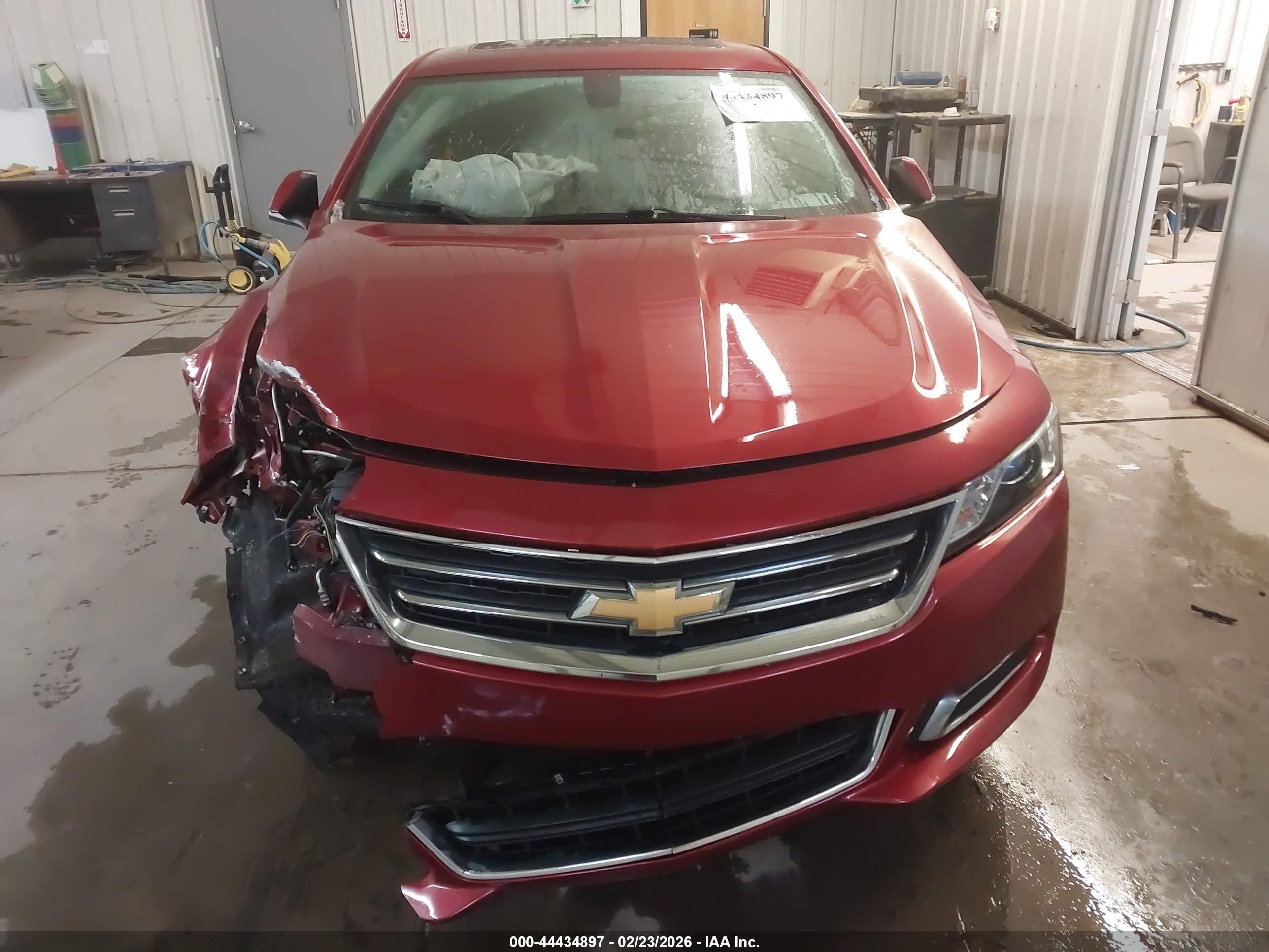 2014 Chevrolet Impala 1lt Red vin: 1G1115SL6EU119637