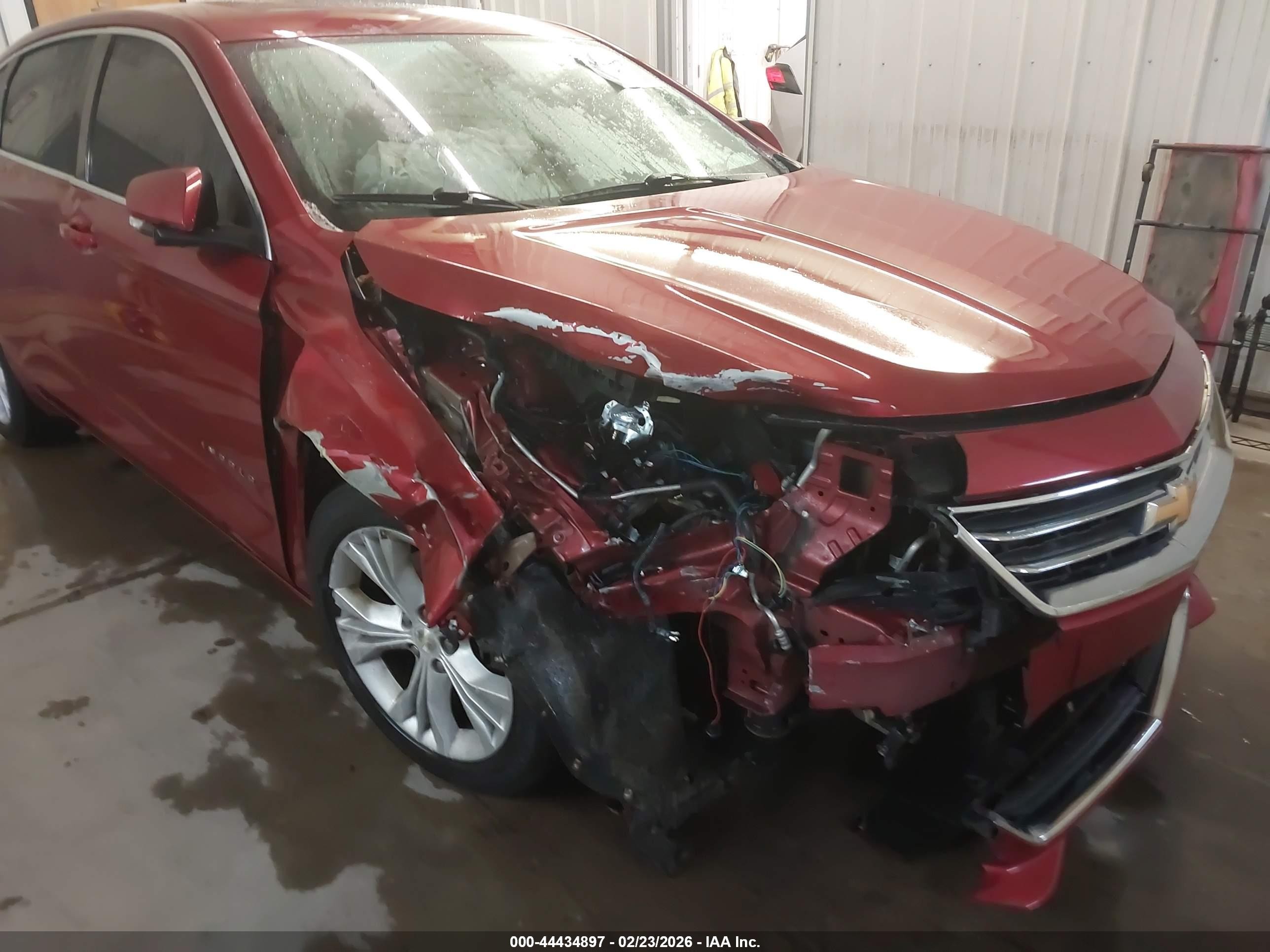 2014 Chevrolet Impala 1lt Red vin: 1G1115SL6EU119637