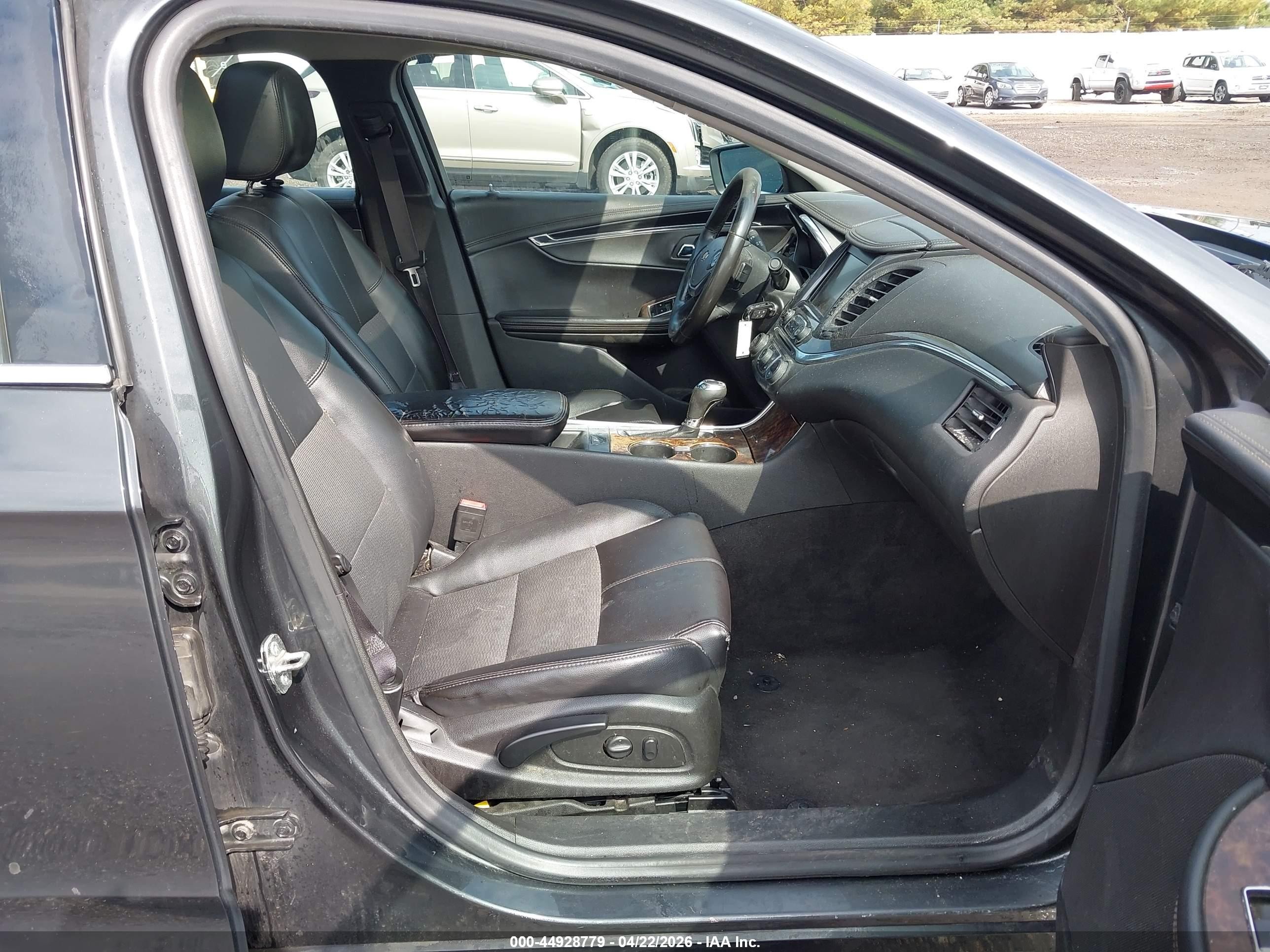2015 Chevrolet Impala 1lt Gray vin: 1G1115SL6FU138903
