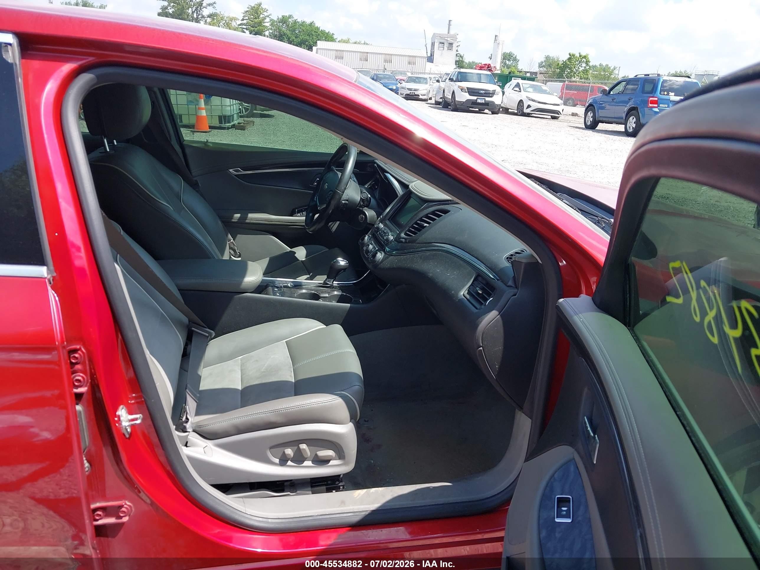 2014 Chevrolet Impala 1lt Red vin: 1G1115SL8EU126086