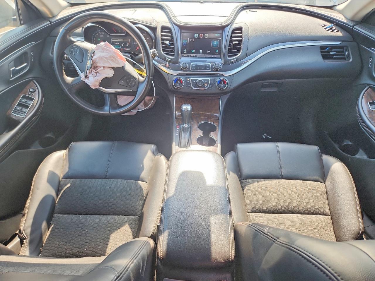 2015 Chevrolet Impala Lt Серебряный vin: 1G1115SL8FU102159