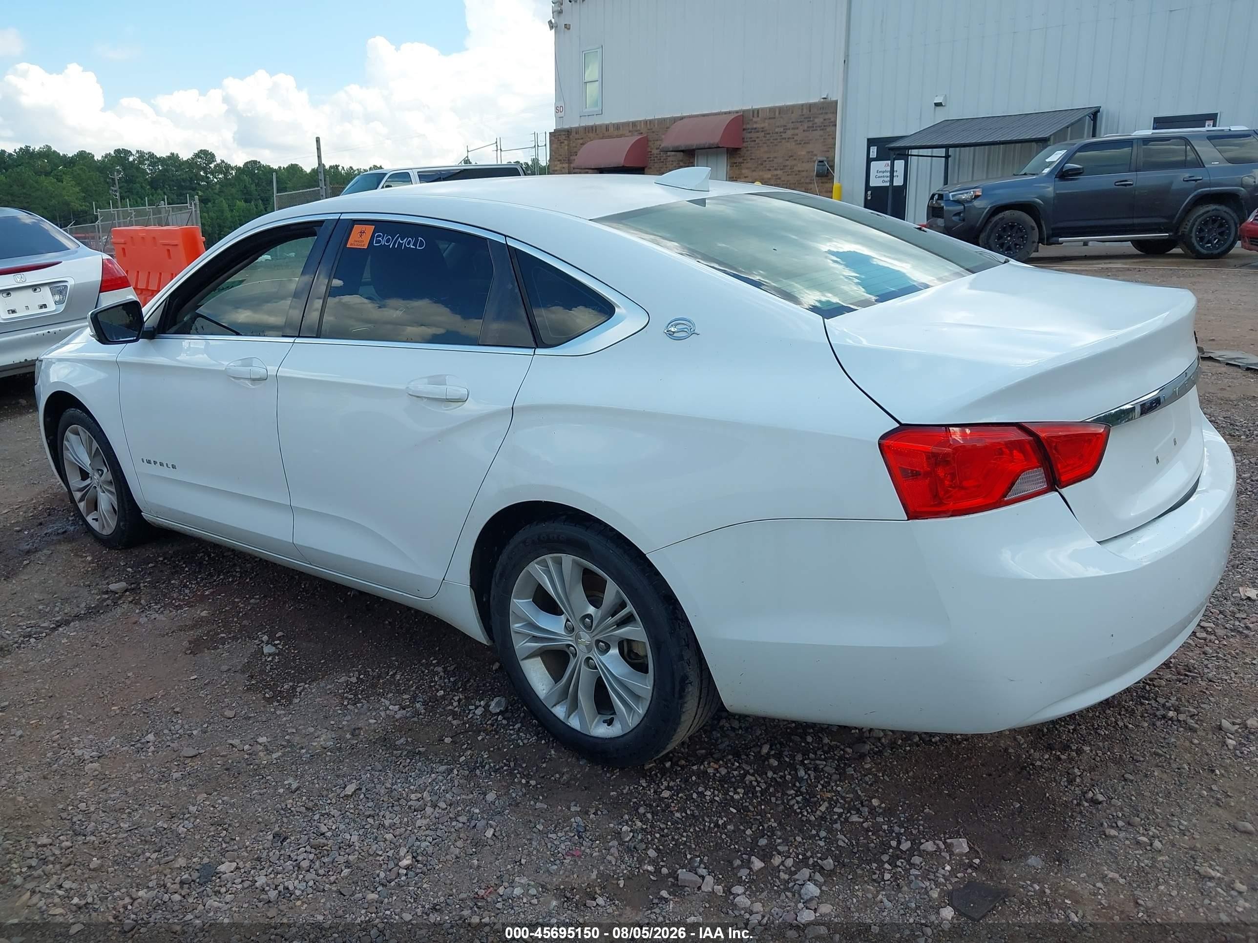 2015 Chevrolet Impala 1lt White vin: 1G1115SL8FU145187