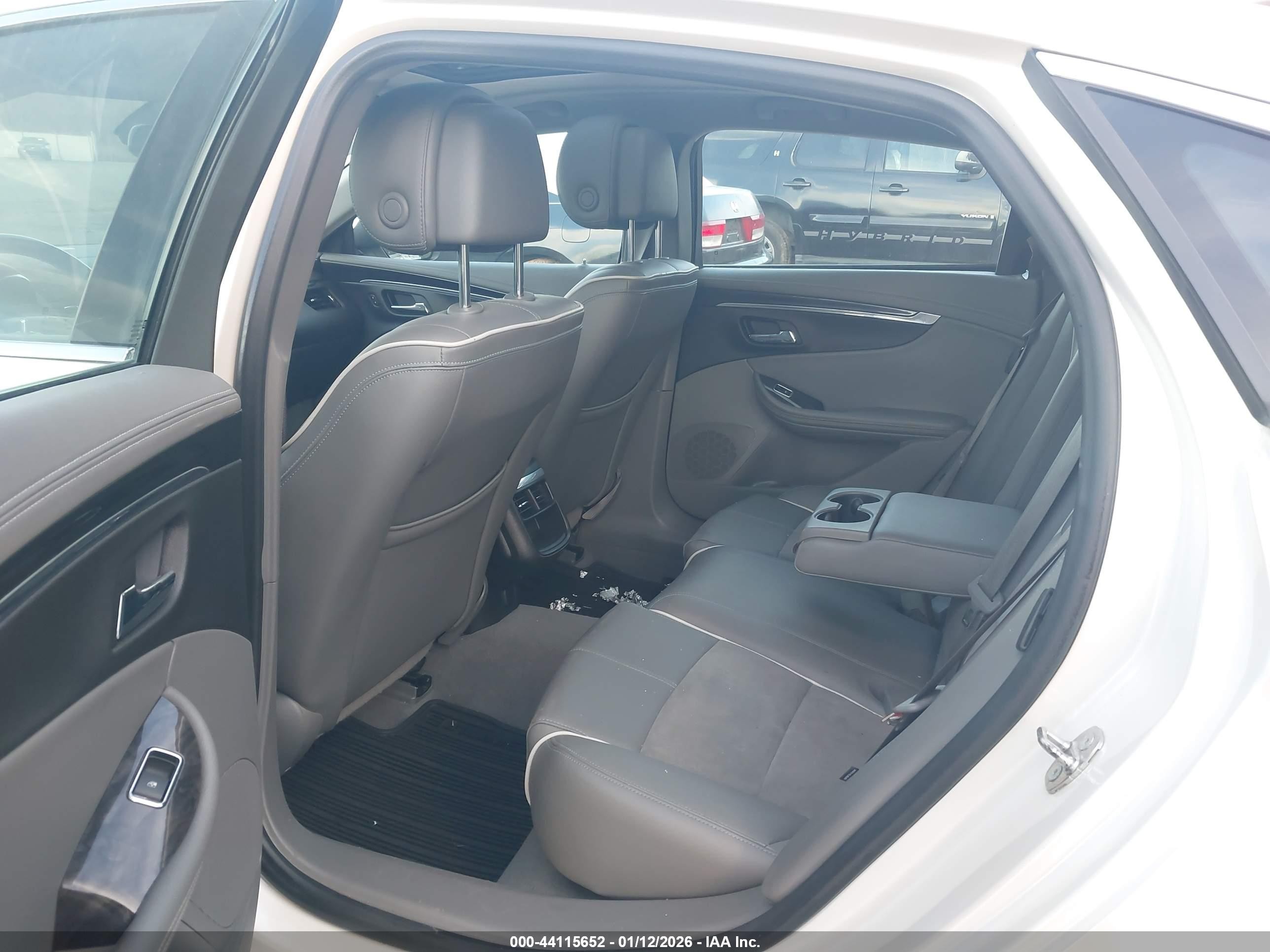 2014 Chevrolet Impala 1lt Белый vin: 1G1115SLXEU115607