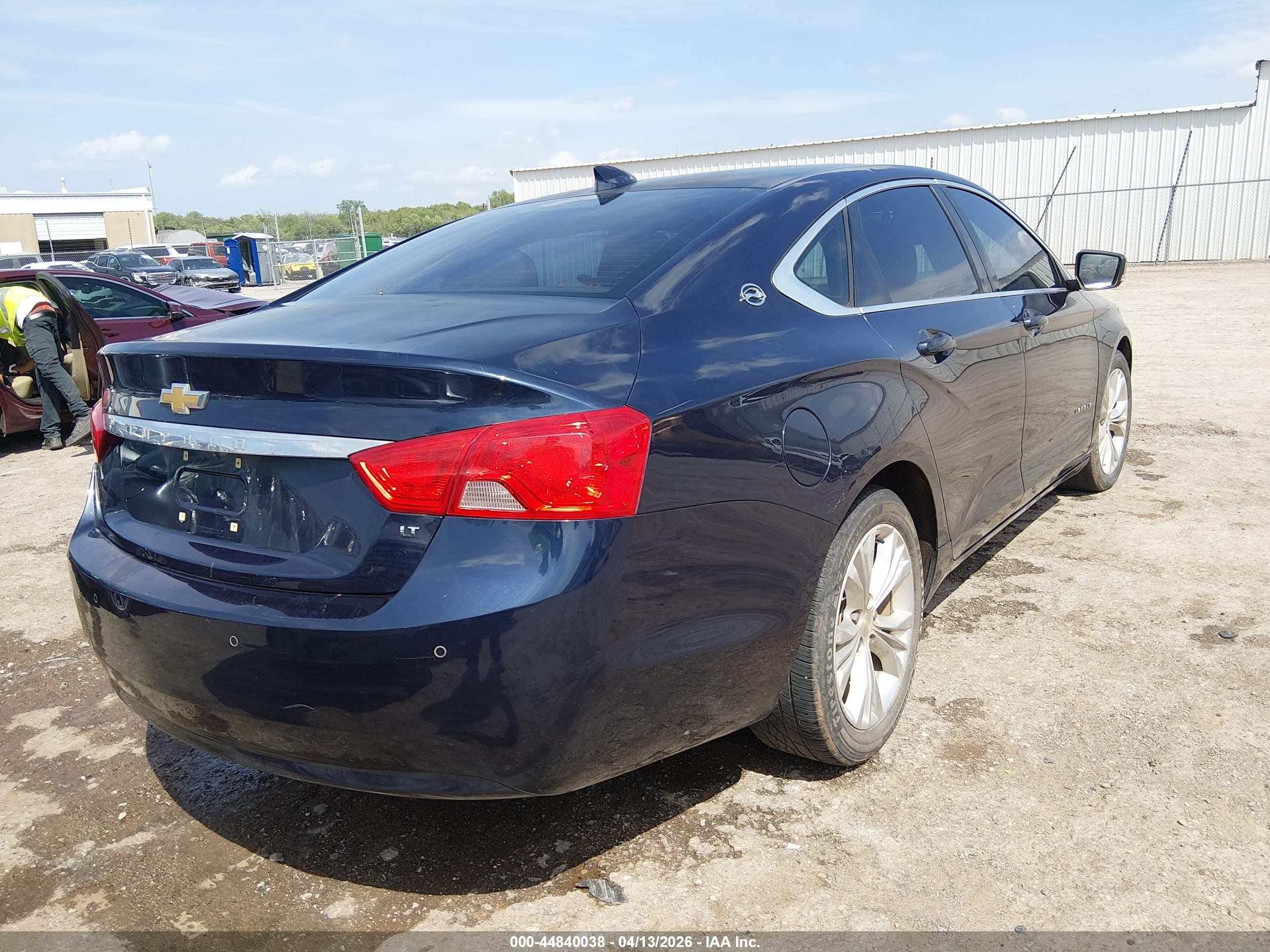 2015 Chevrolet Impala 1lt Dark Blue vin: 1G1115SLXFU129377