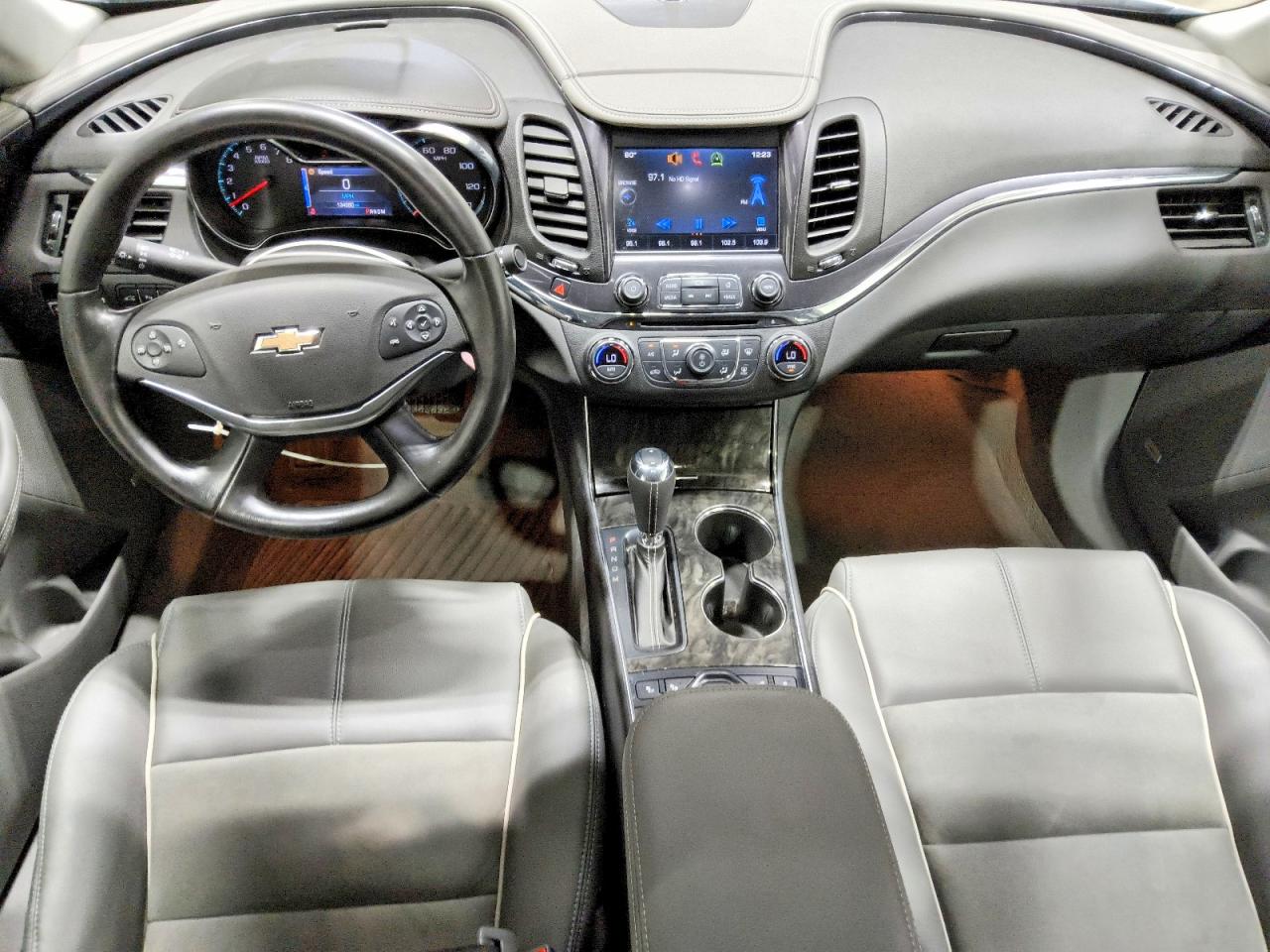 2014 Chevrolet Impala Lt White vin: 1G1125S31EU123009
