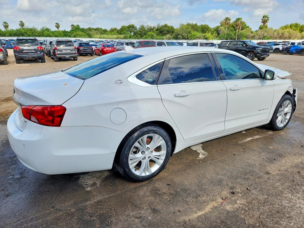 2014 Chevrolet Impala Lt White vin: 1G1125S34EU106933